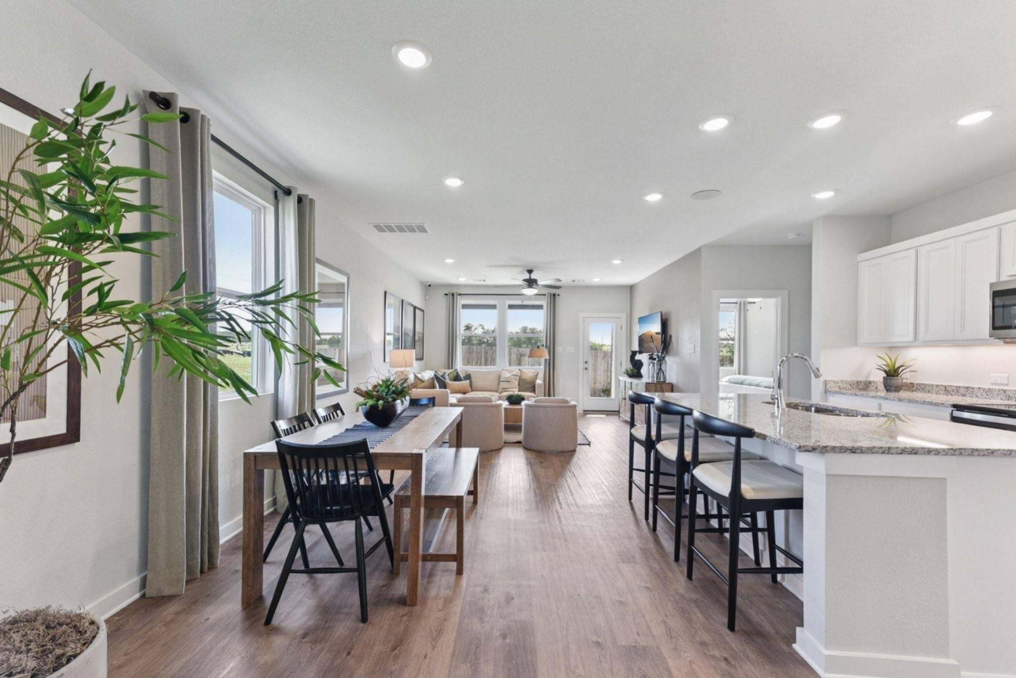 Jarrell, TX 76537,256 Escape WAY