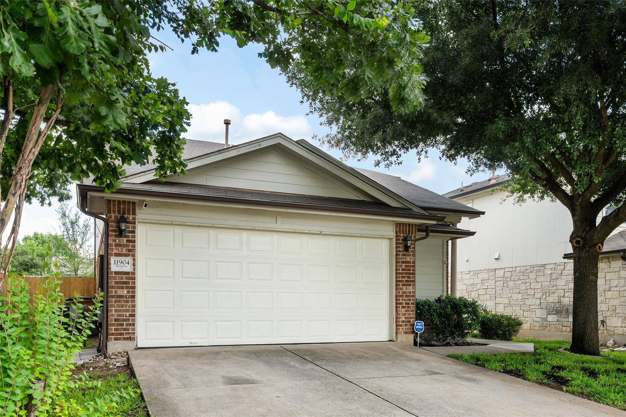 Austin, TX 78748,11904 Johnny Weismuller LN #7
