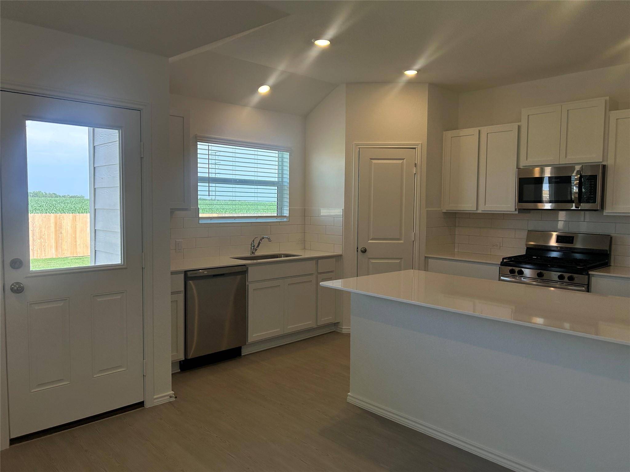 Hutto, TX 78634,408 Camargue DR