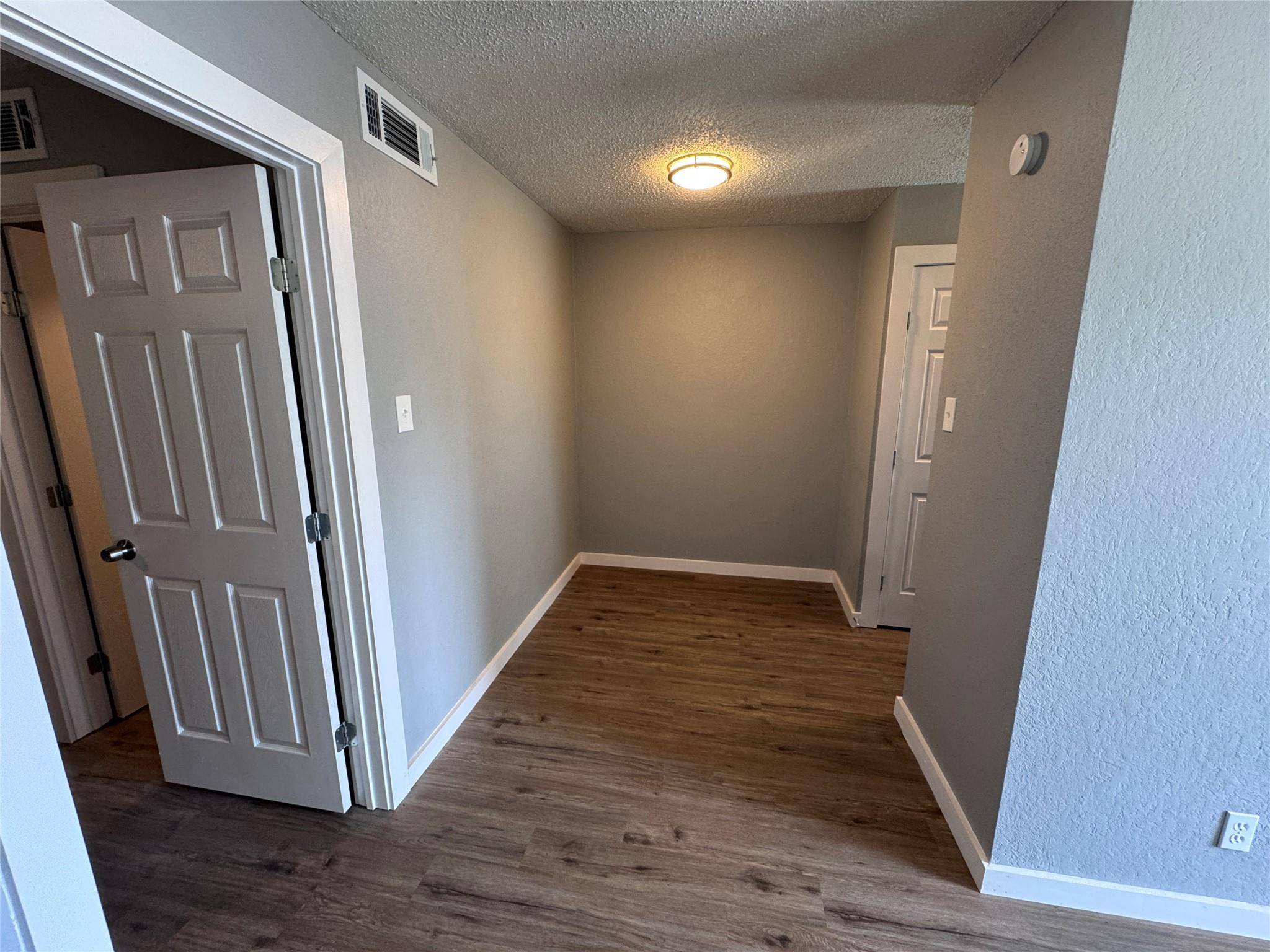 Killeen, TX 76541,109 E Dean Ave #4