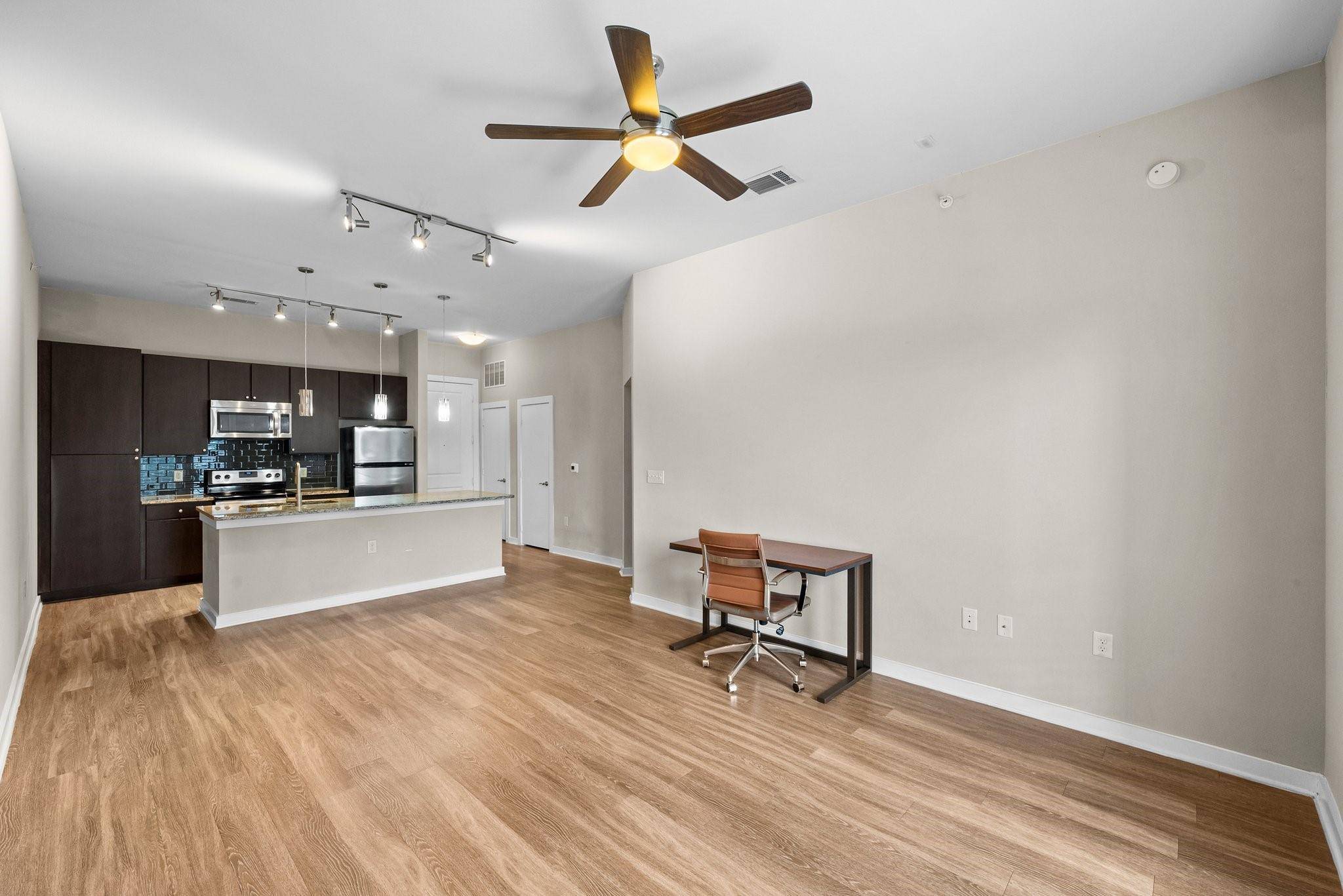 Austin, TX 78704,1900 Barton Springs RD #2046