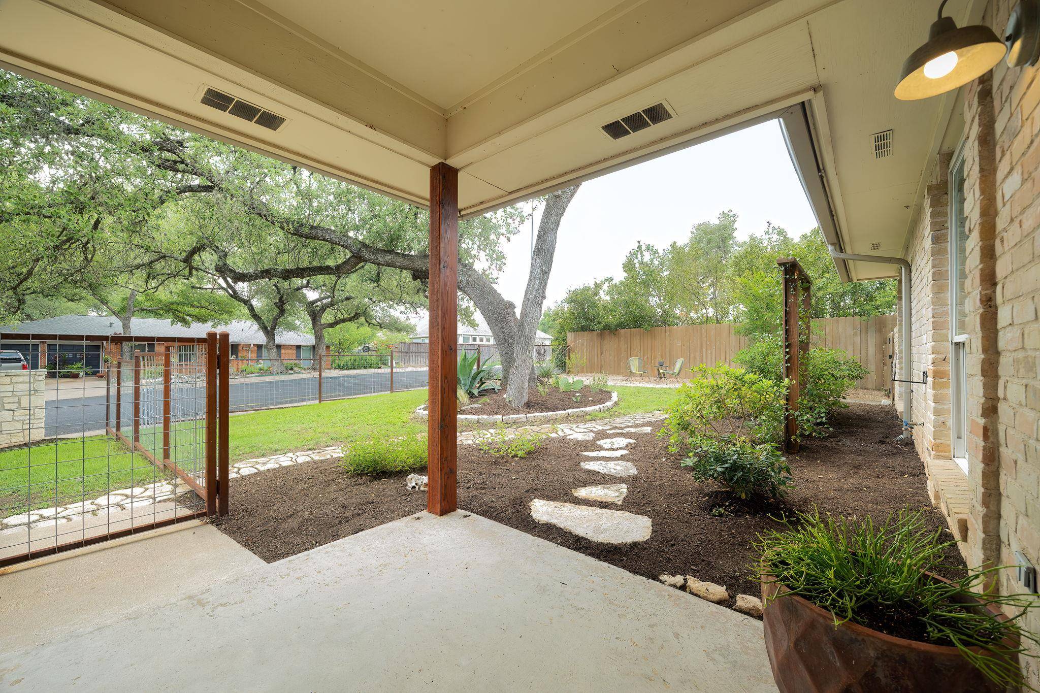 Austin, TX 78745,1406 Radam CIR