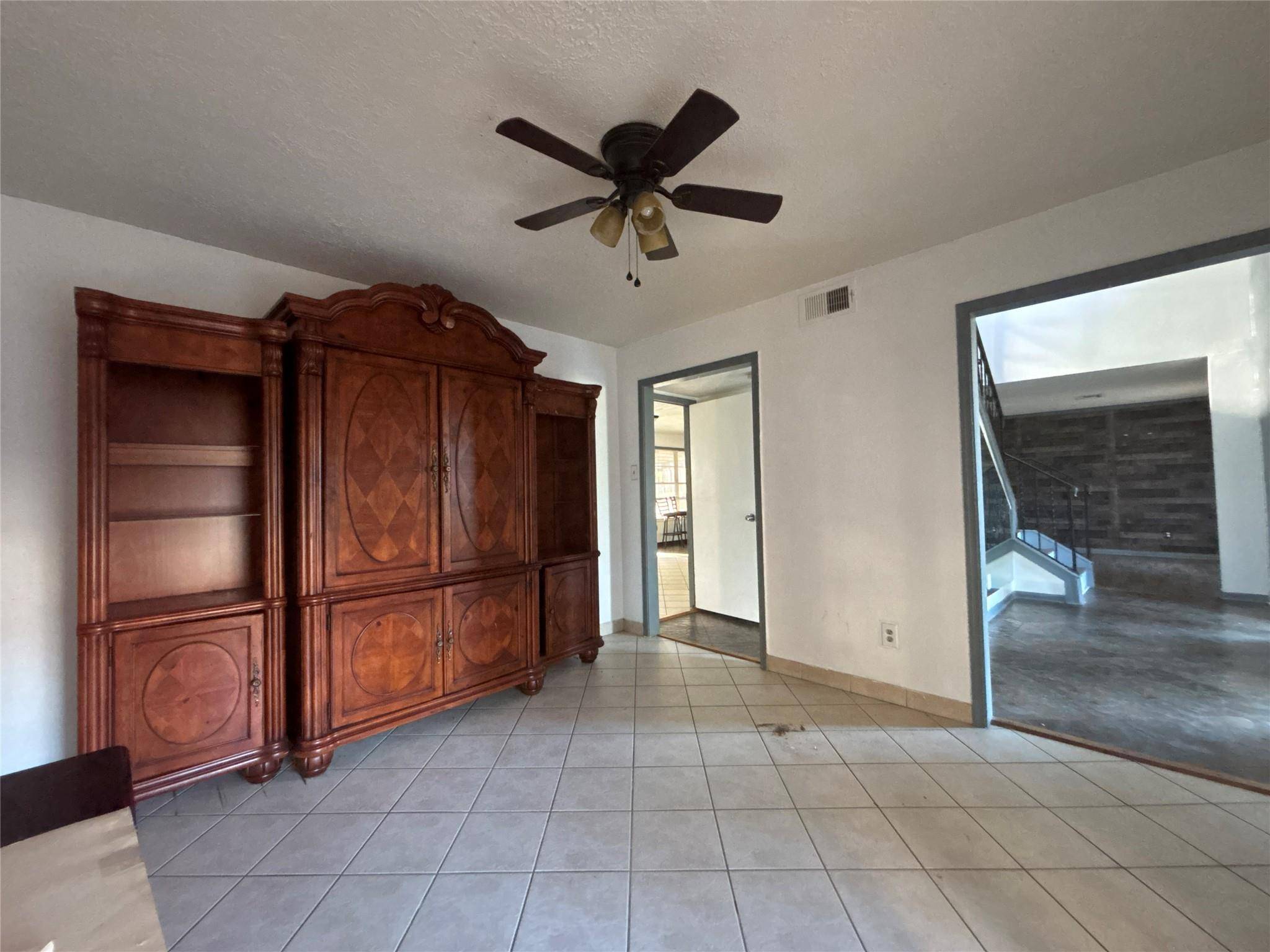 Houston, TX 77015,222 Saint Finans WAY