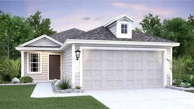 Seguin, TX 78155,5921 Antonio PL