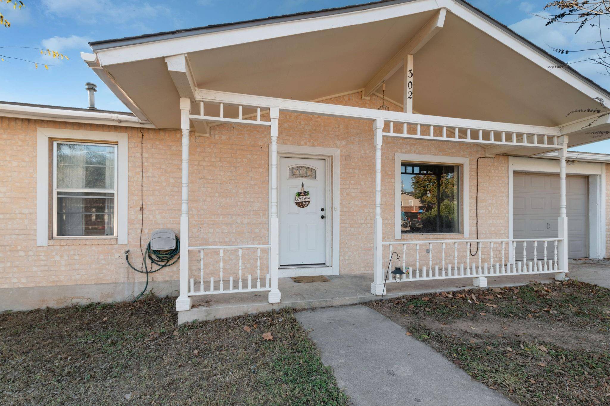 Burnet, TX 78611,302 Amy ST