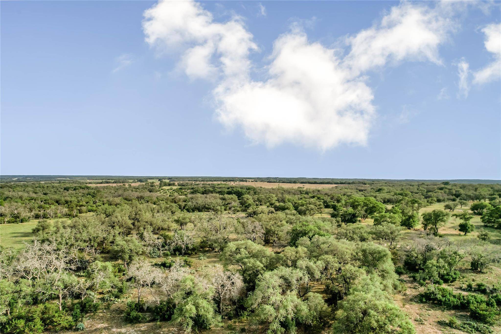 Lampasas, TX 76550,6684 County Road 1255