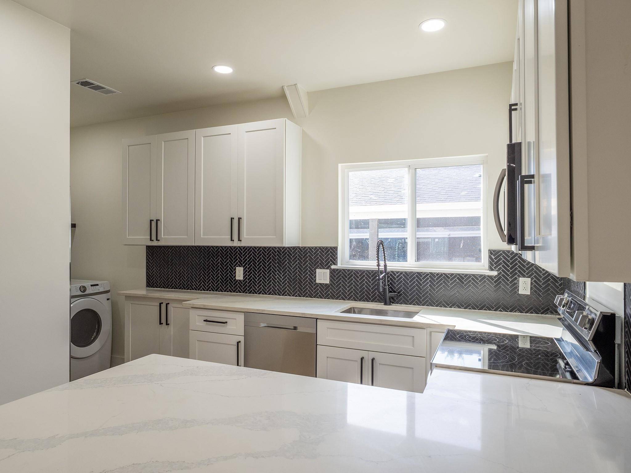 Austin, TX 78745,210 W Mockingbird LN #5