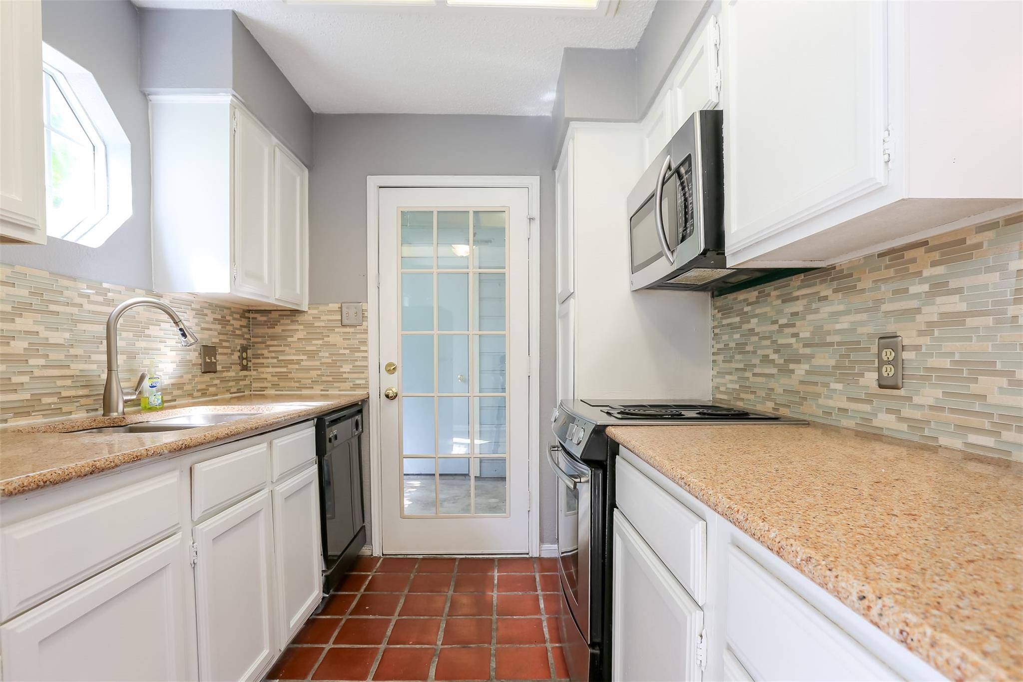 Austin, TX 78705,3111 Tom Green ST #105