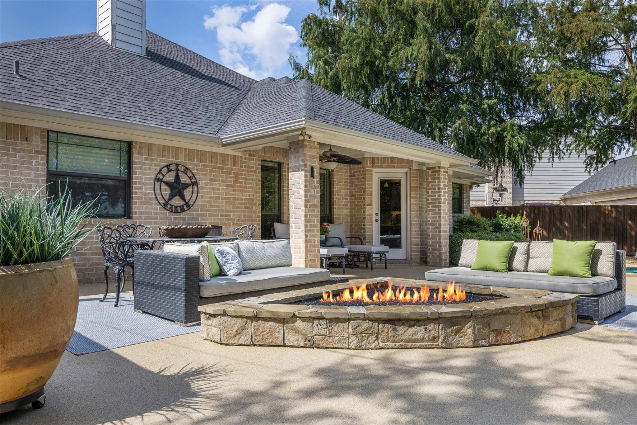 Caldwell, TX 77836,814 Woodson DR