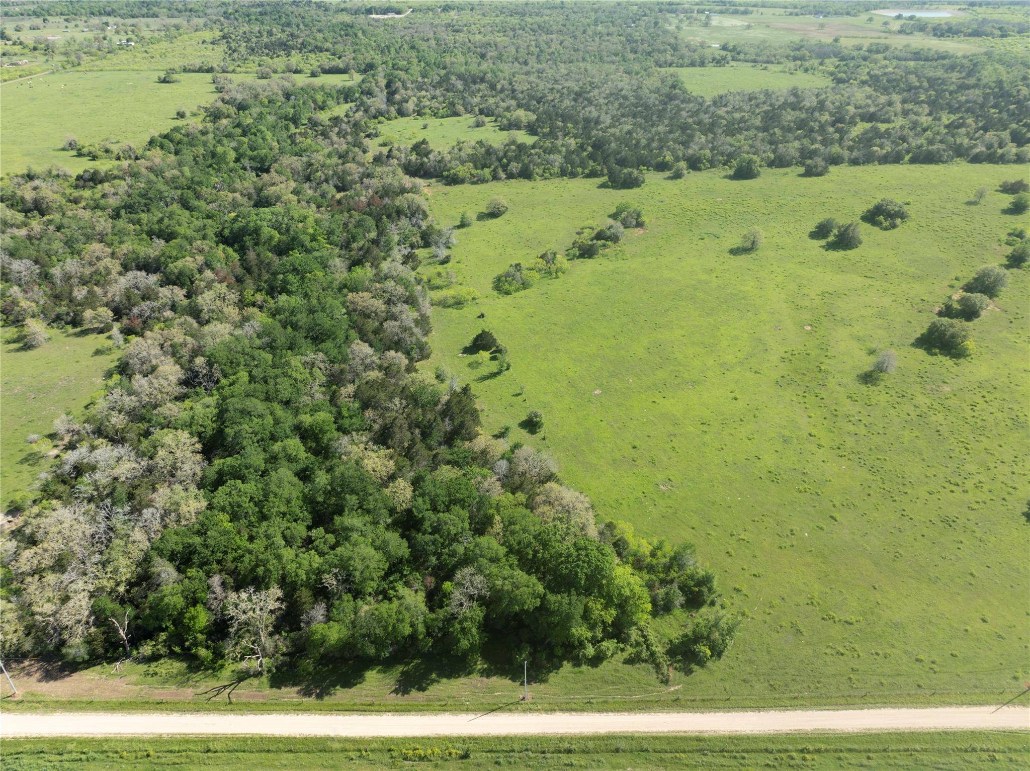 Waelder, TX 78959,TBD Hunt LN