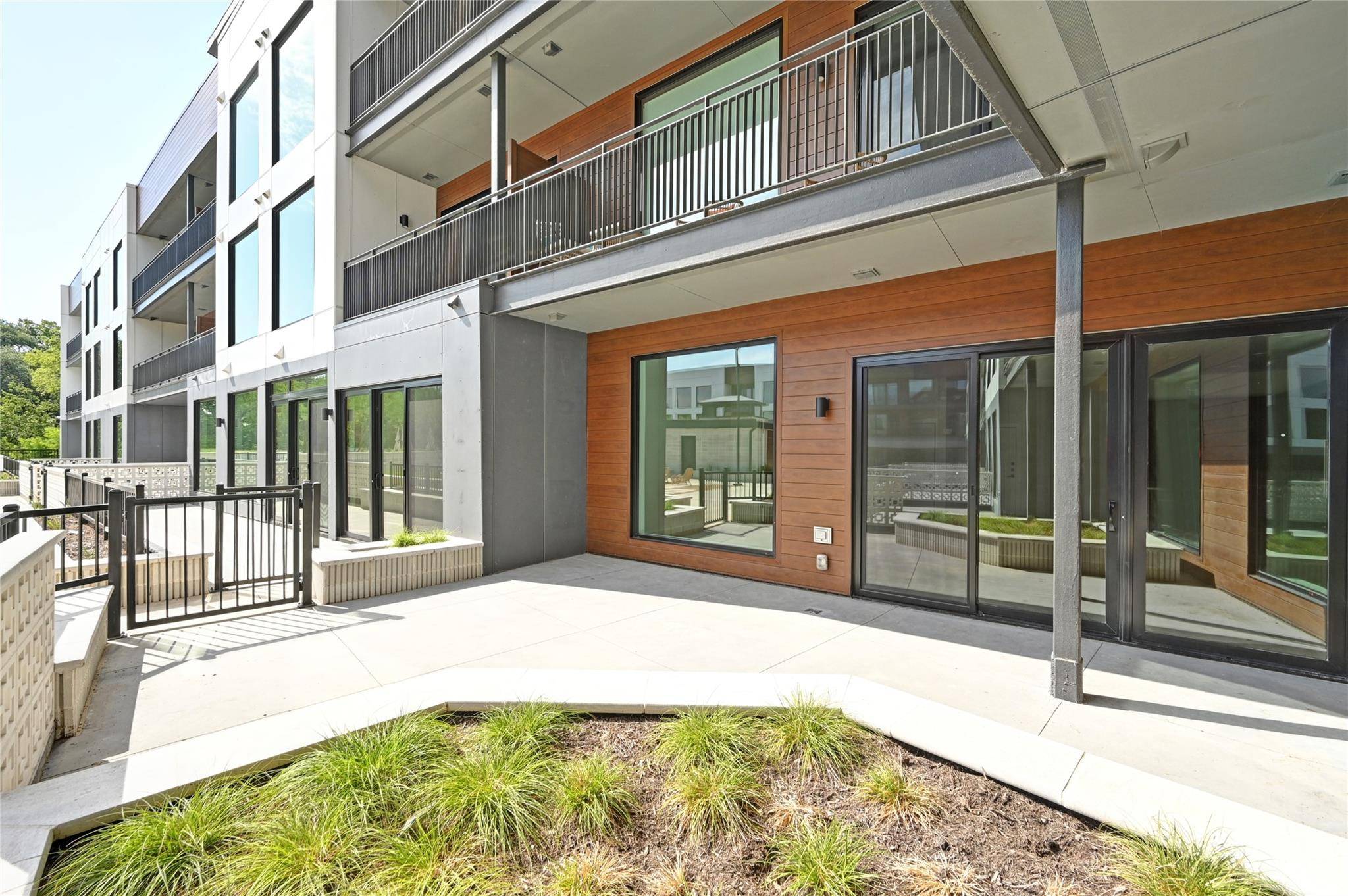 Austin, TX 78704,2209 S 1st ST #118