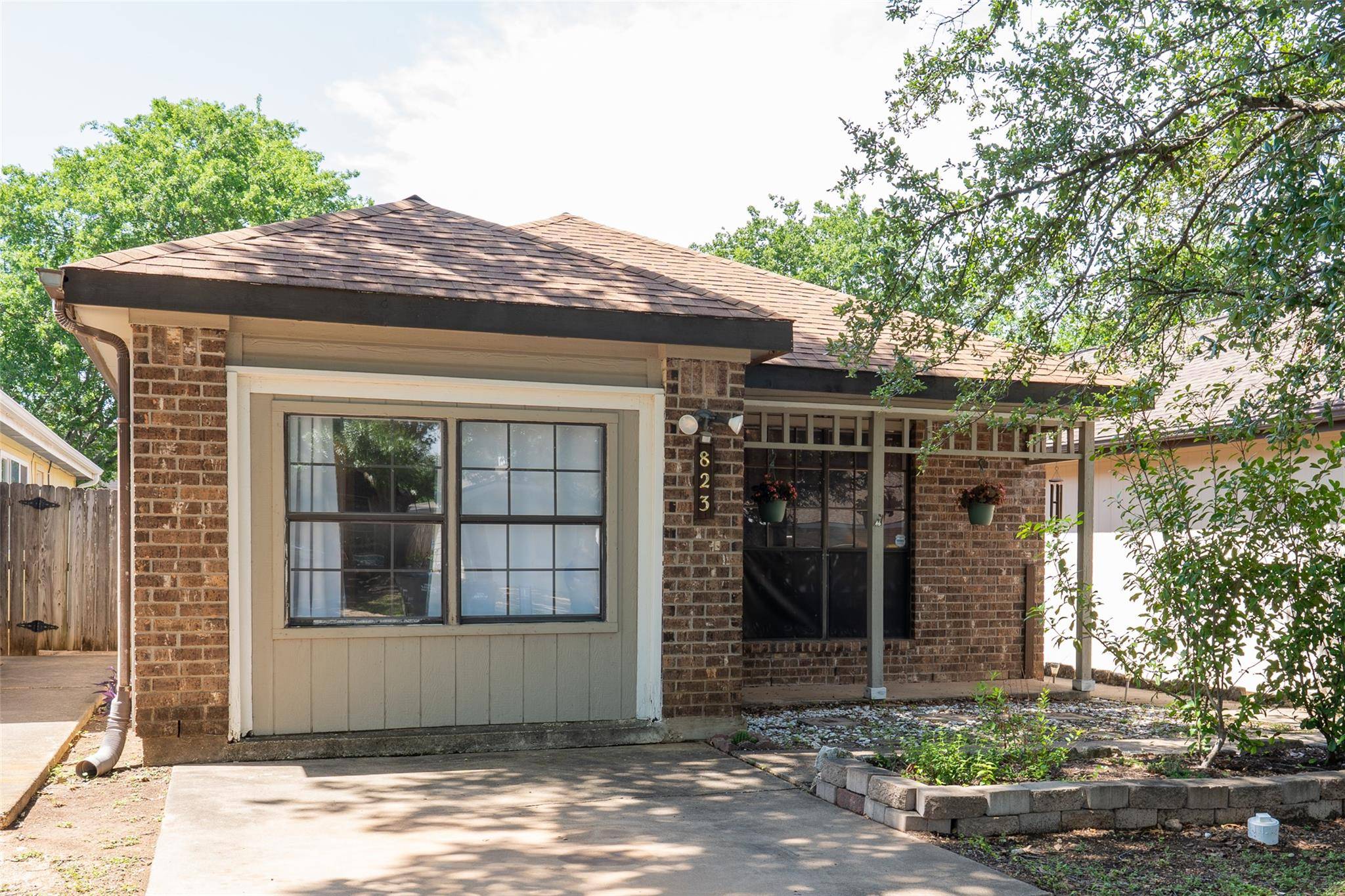Leander, TX 78641,823 Topaz LN