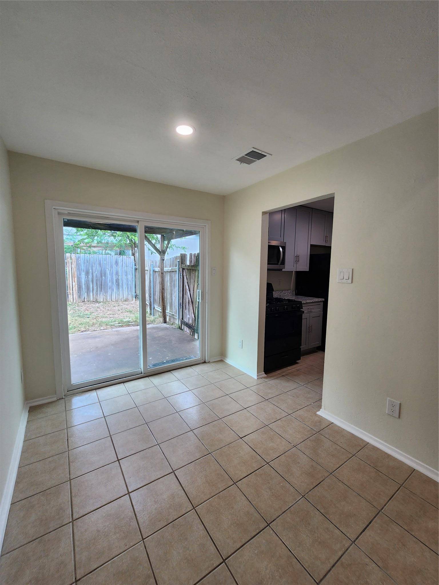 Austin, TX 78758,11917 Sunhillow BND #A