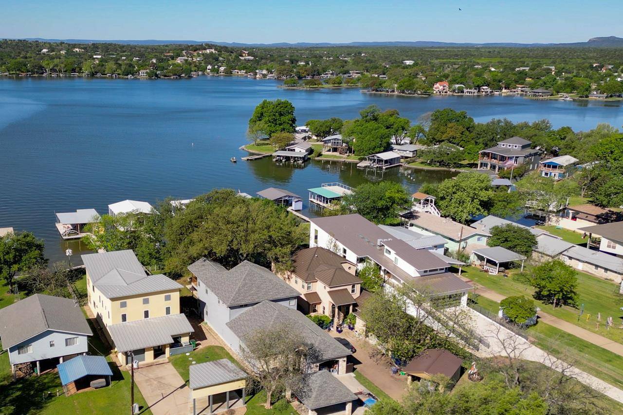 Sunrise Beach, TX 78643,336 E Lakeshore DR