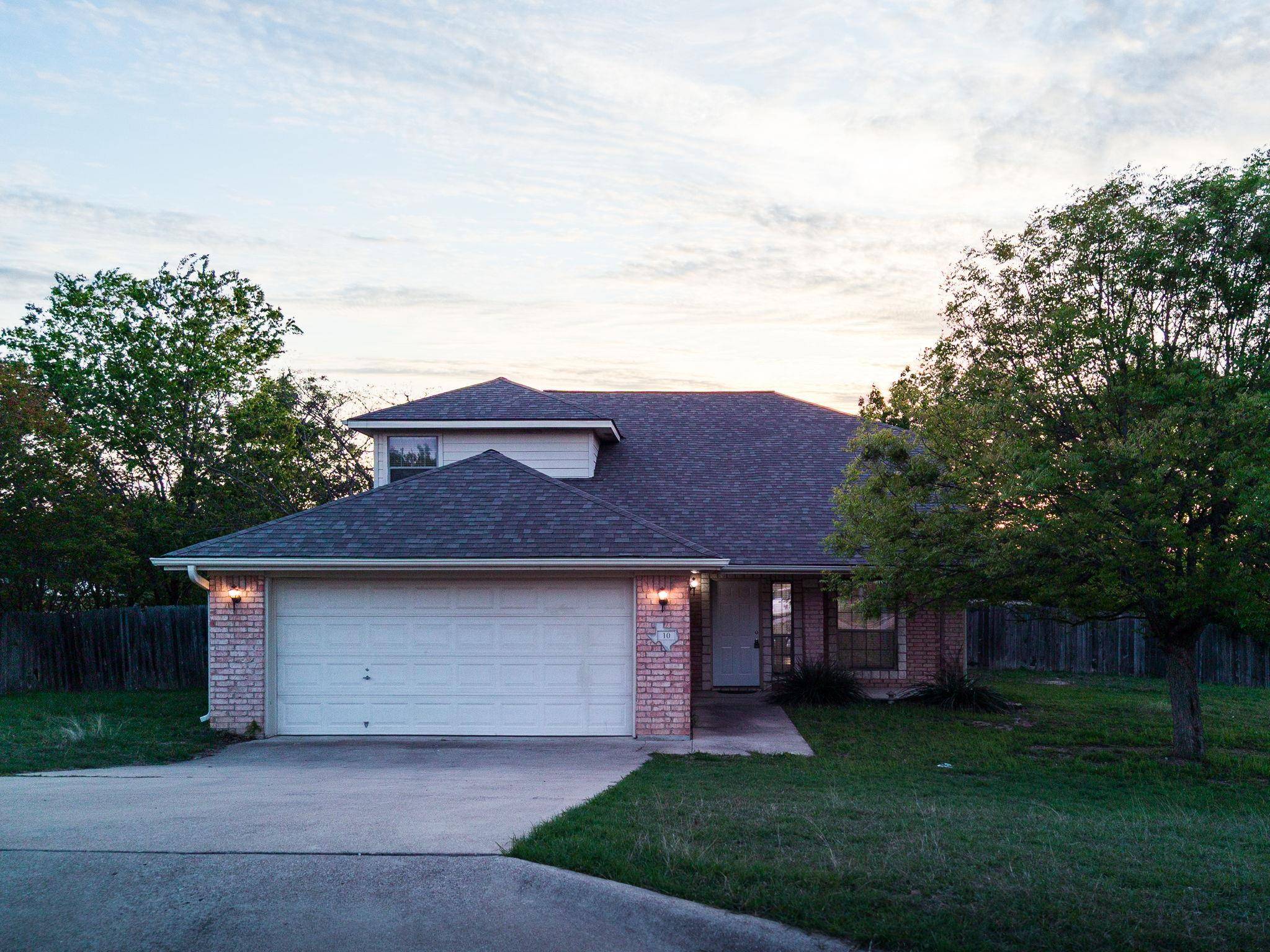 Lampasas, TX 76550,10 Saul ST