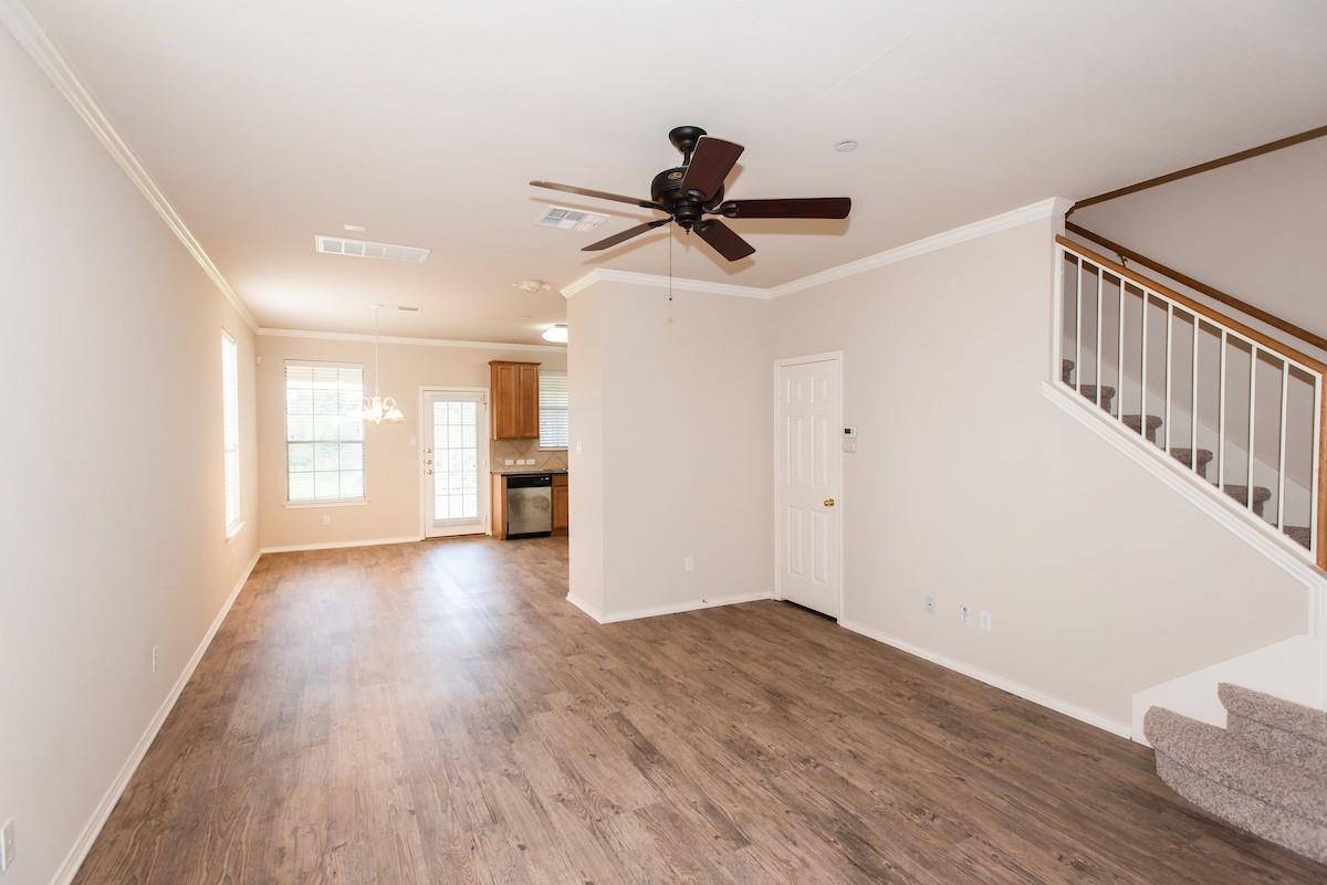 Austin, TX 78748,9201 Brodie LN #3002