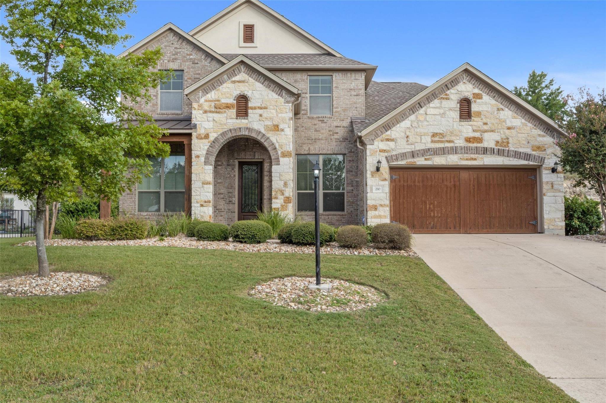 Lakeway, TX 78738,210 Vailco LN