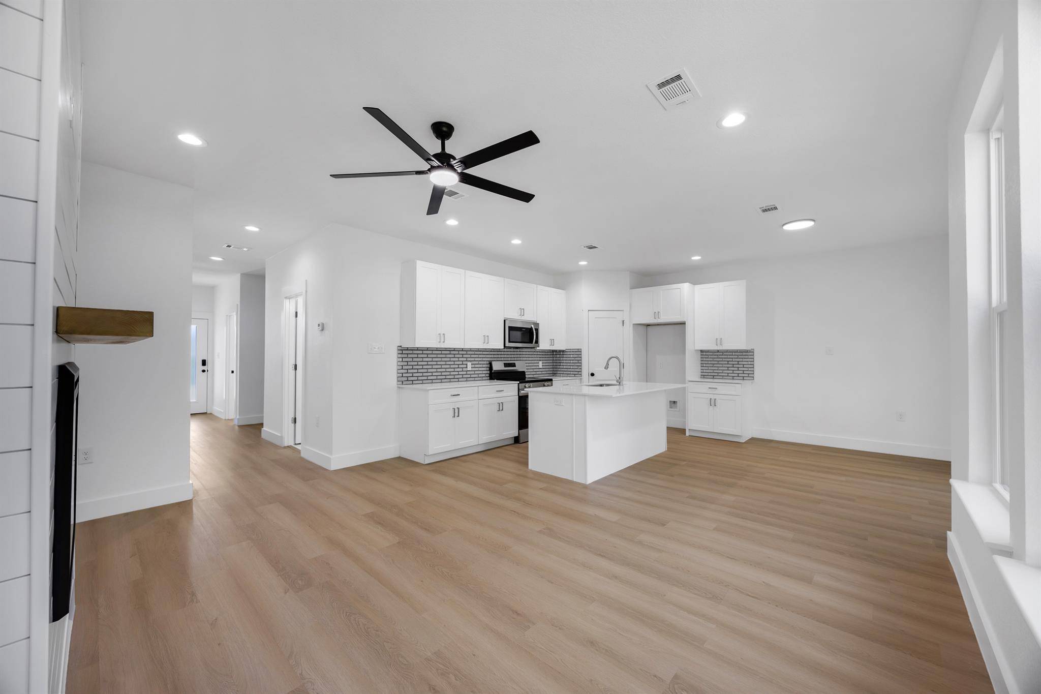 Bastrop, TX 78602,240 Hanauma DR