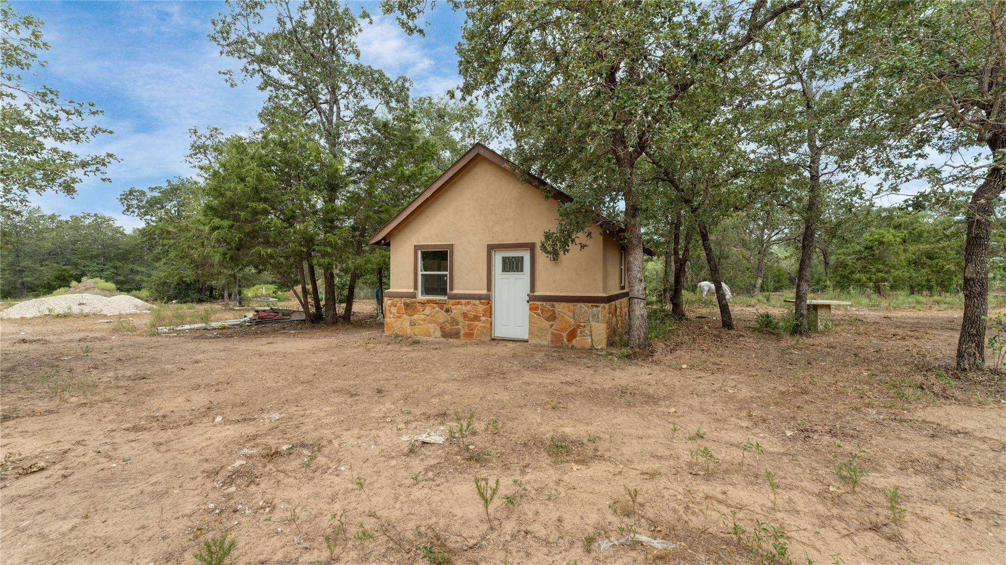 Lockhart, TX 78644,499 Bridgestone CT