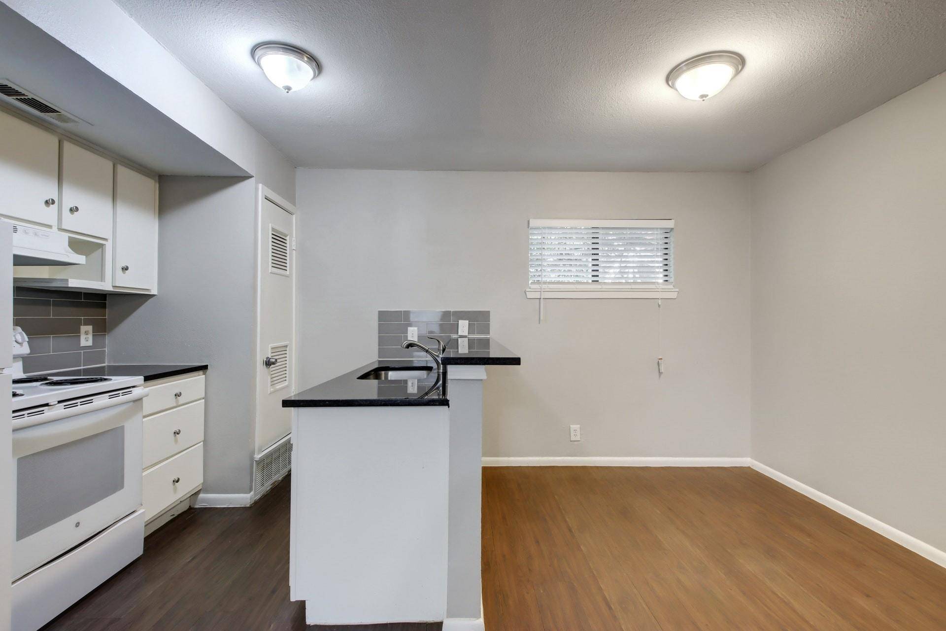Austin, TX 78751,303 W 40th ST #109