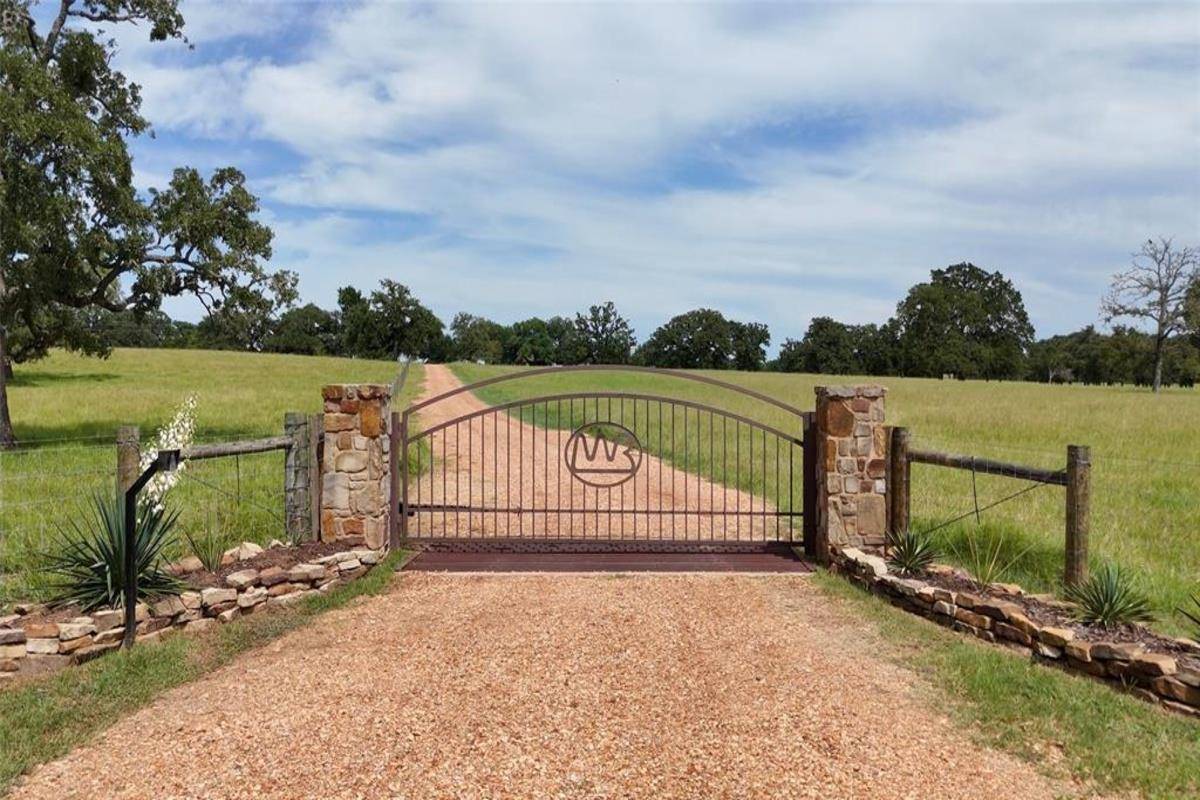 Paige, TX 78659,705 Antioch RD