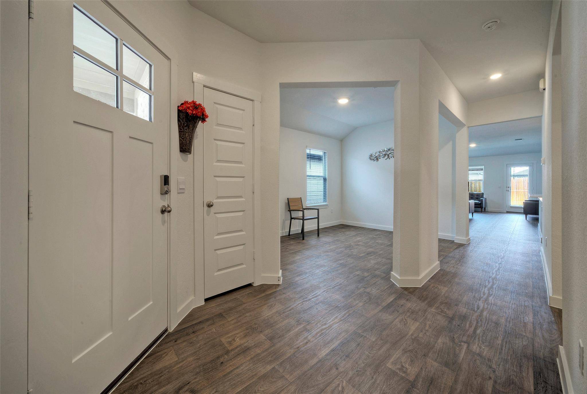 Hutto, TX 78634,305 ELM CREEK DRIVE DR