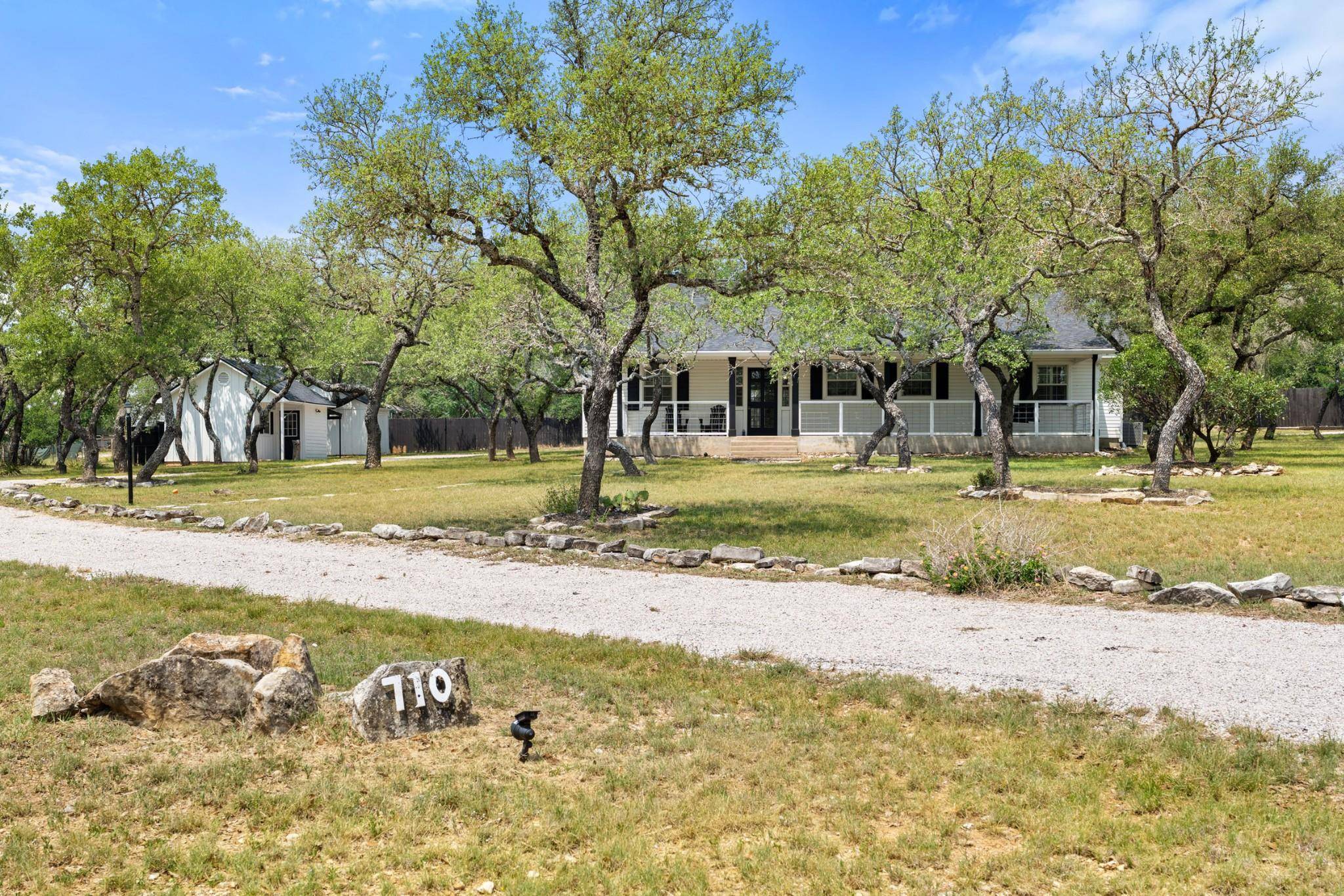 Johnson City, TX 78636,710 Ranchview DR