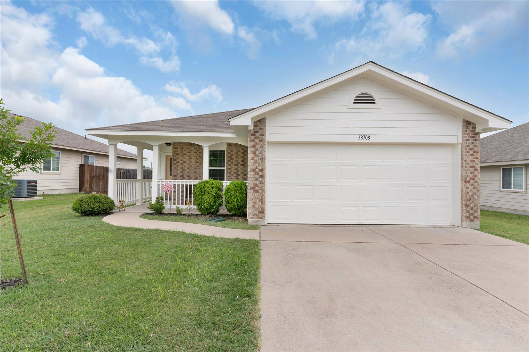 Elgin, TX 78621,18708 Golden Eagle WAY