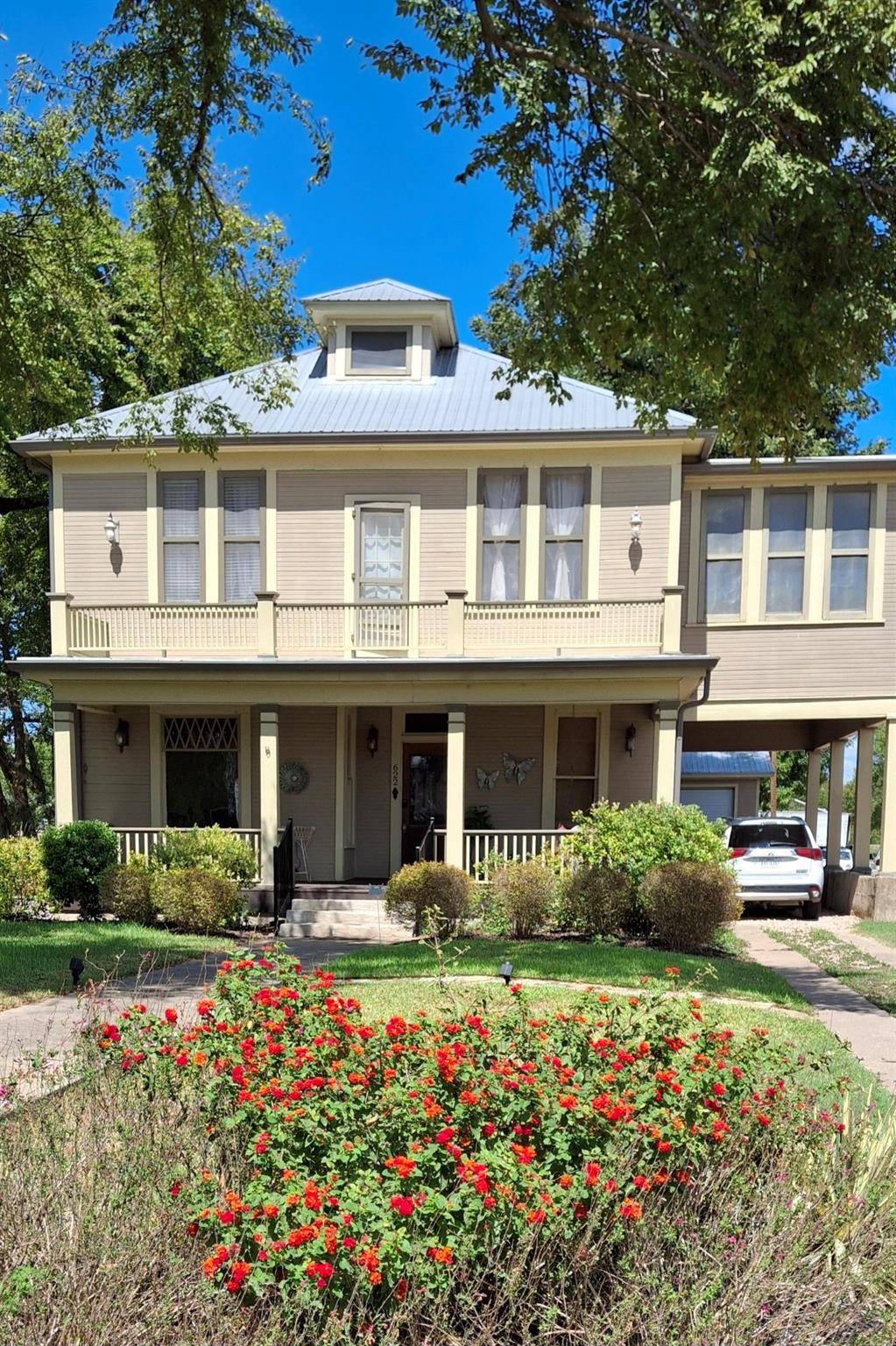 Taylor, TX 76574,622 W 7th ST