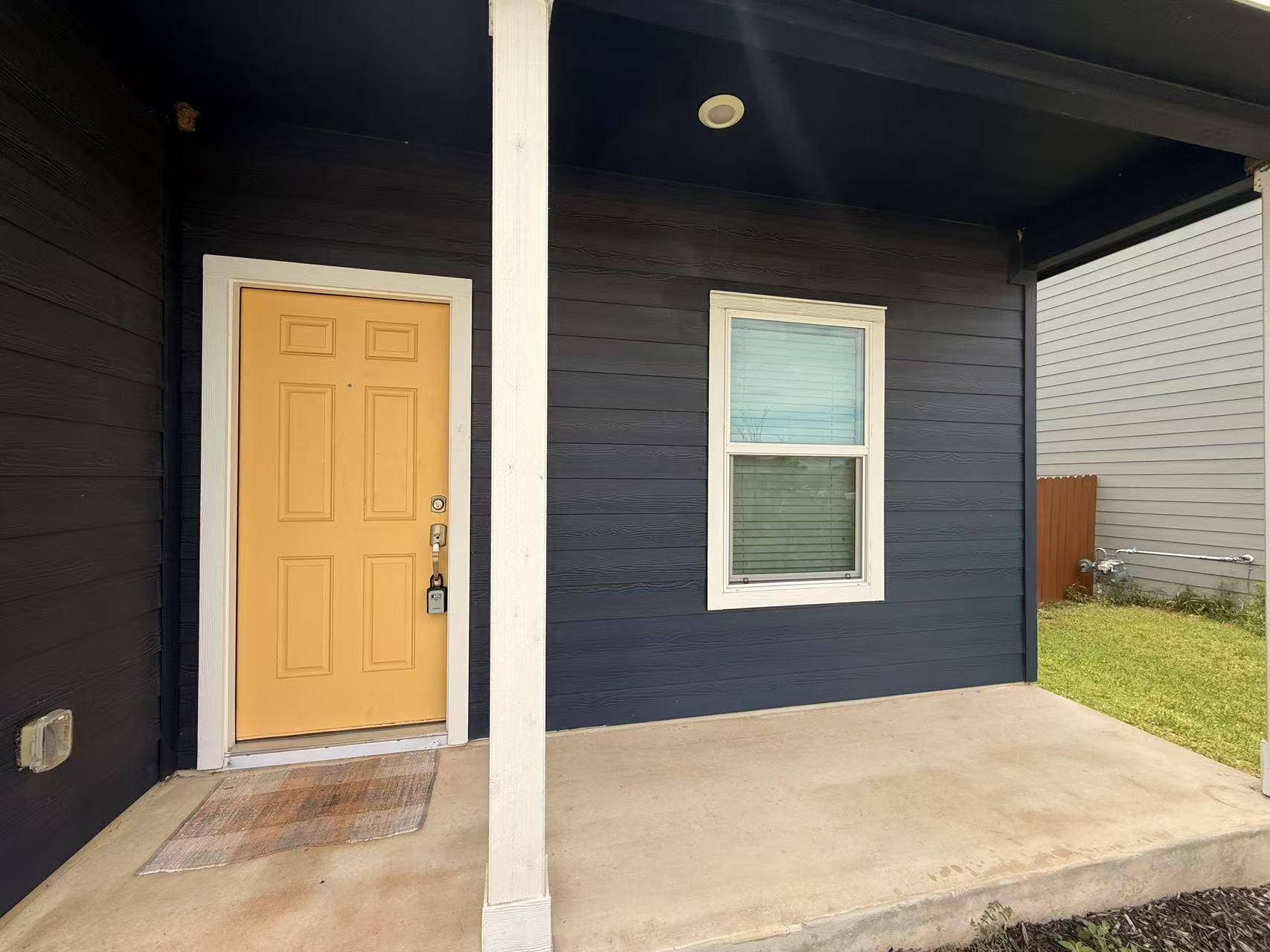Georgetown, TX 78626,209 Prairie Dog Town RD