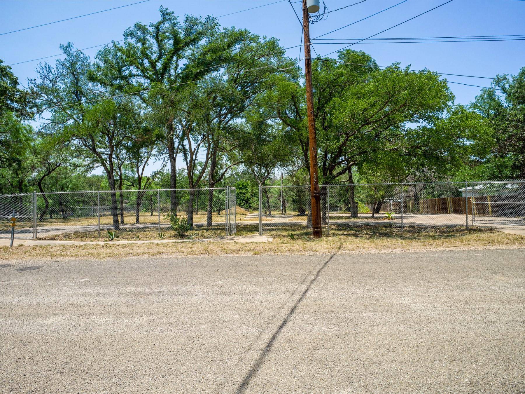 Marble Falls, TX 78654,2805 Kingdom DR