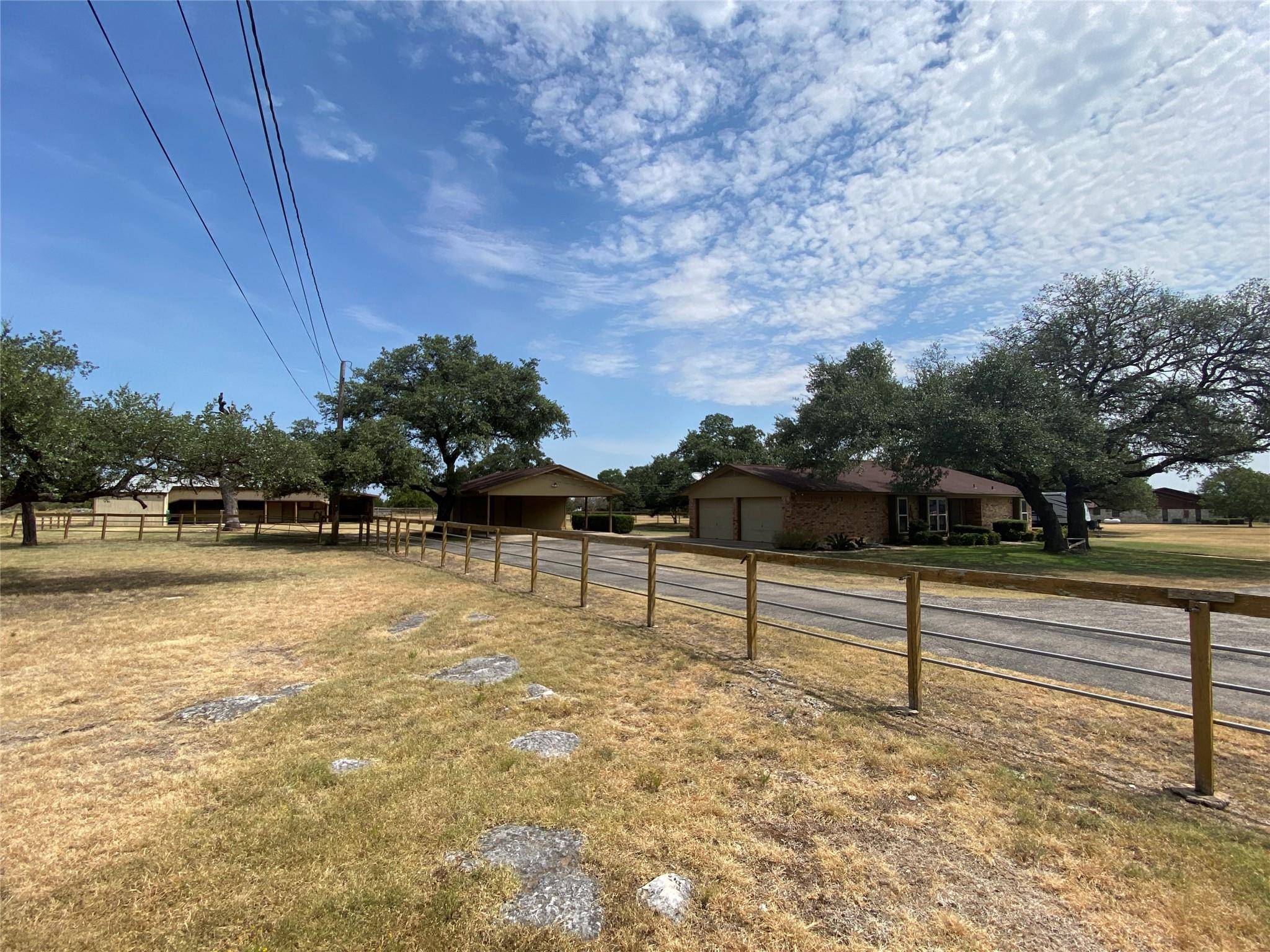 Georgetown, TX 78628,140 Oakridge RD