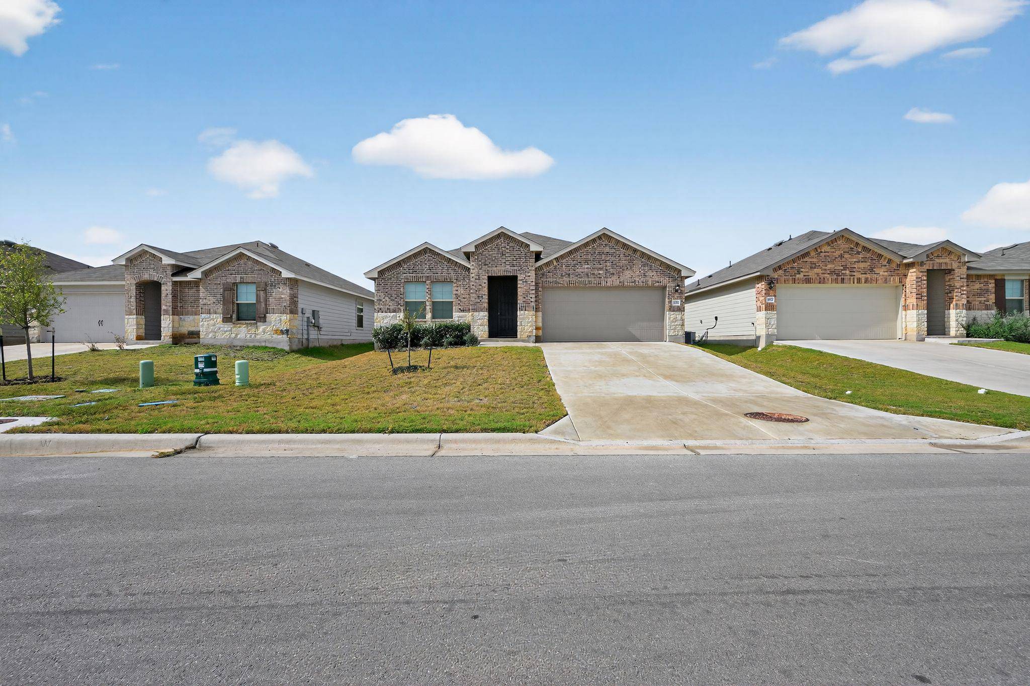 Jarrell, TX 76537,596 Wyatt WAY