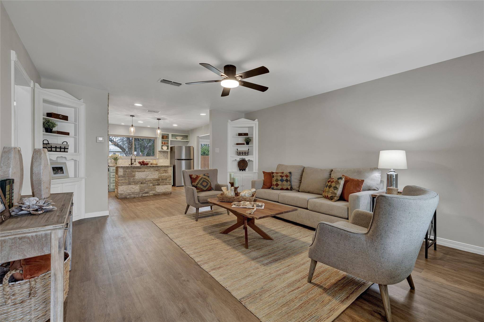 New Braunfels, TX 78130,902 W Mill ST