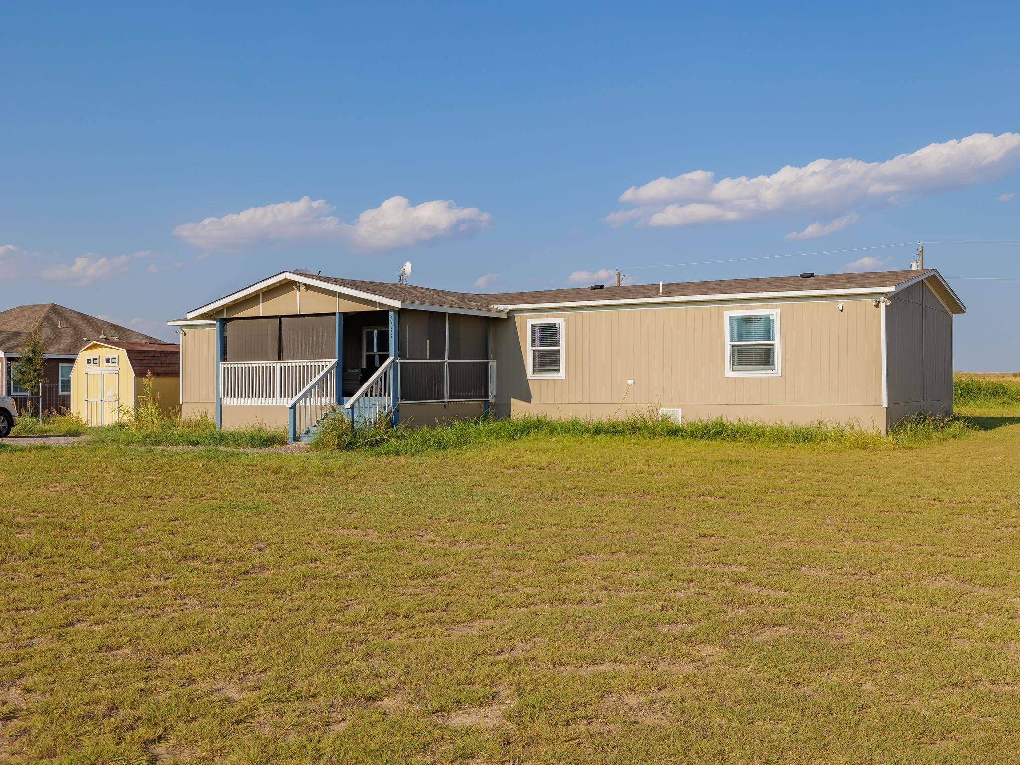 Elgin, TX 78621,2877 County Road 463 RD