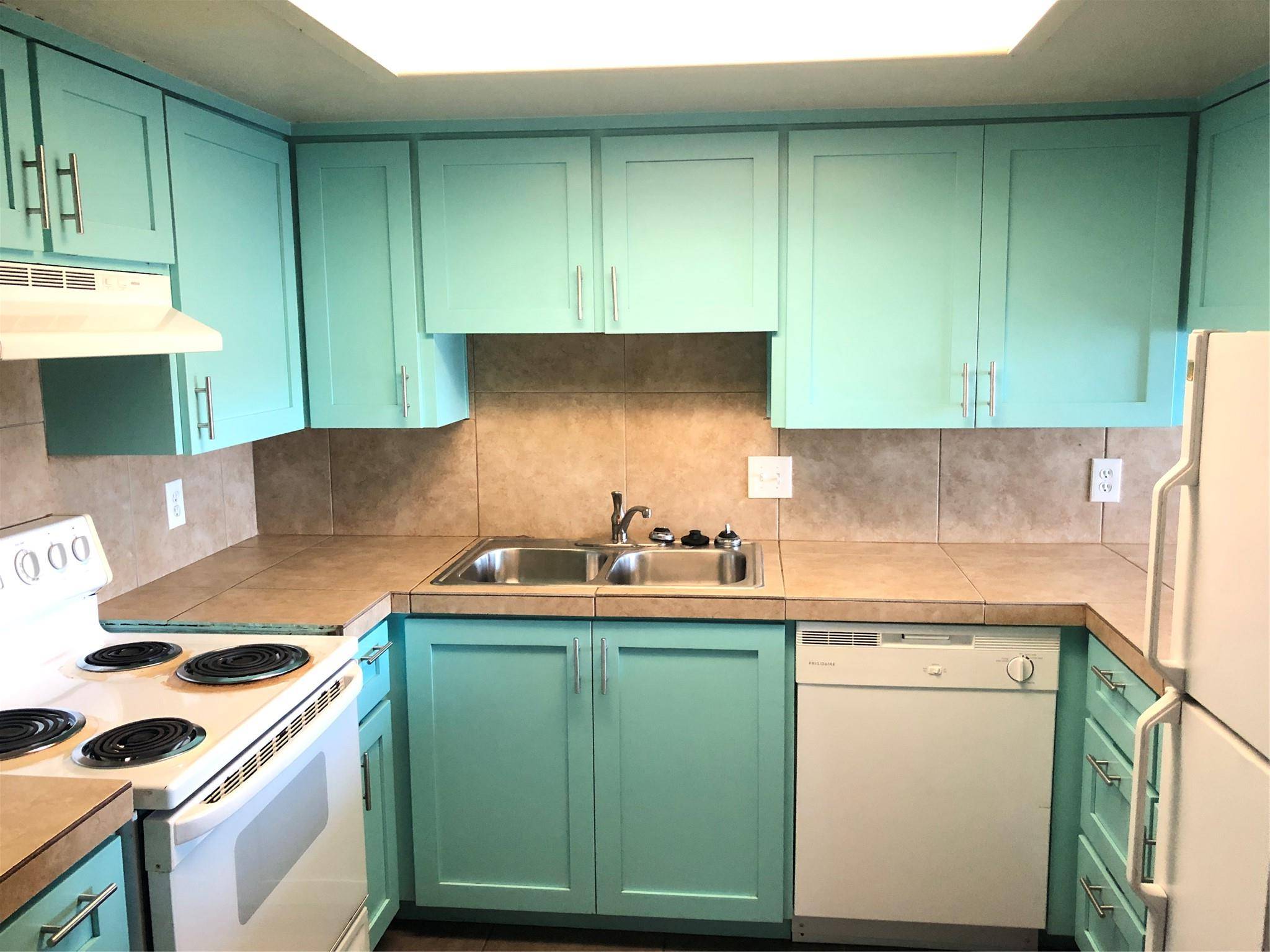 Austin, TX 78752,7302 Duval ST #141