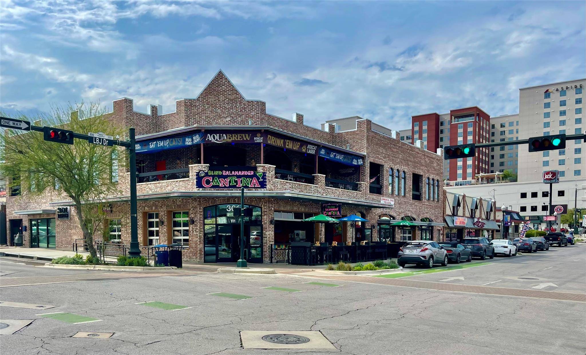 San Marcos, TX 78666,301 N Lbj DR #127