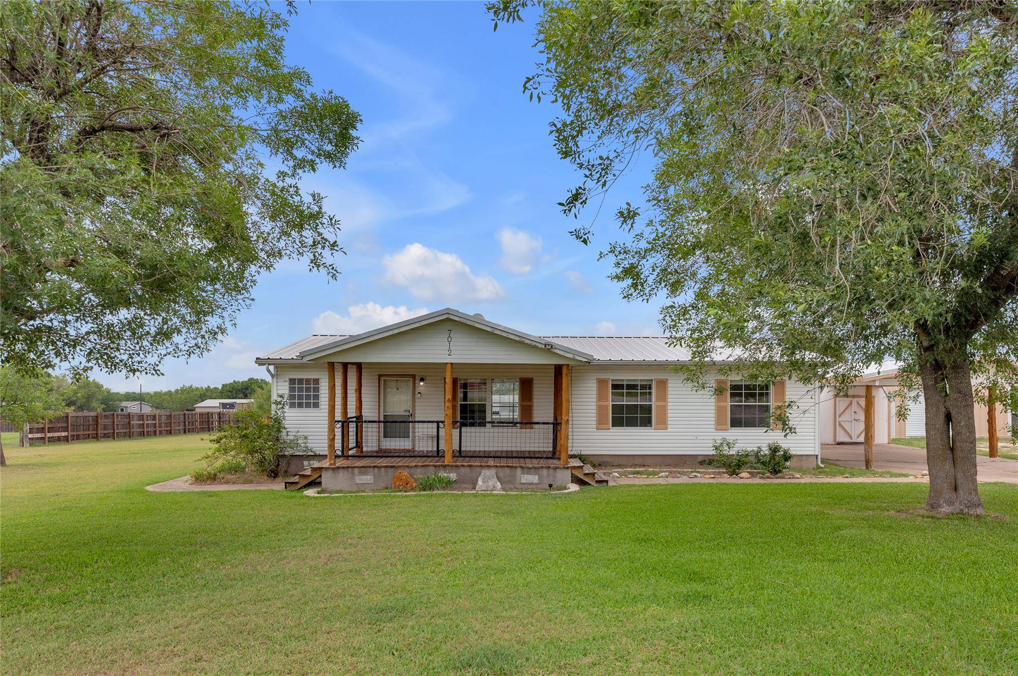 Buda, TX 78610,7012 Bronco CT