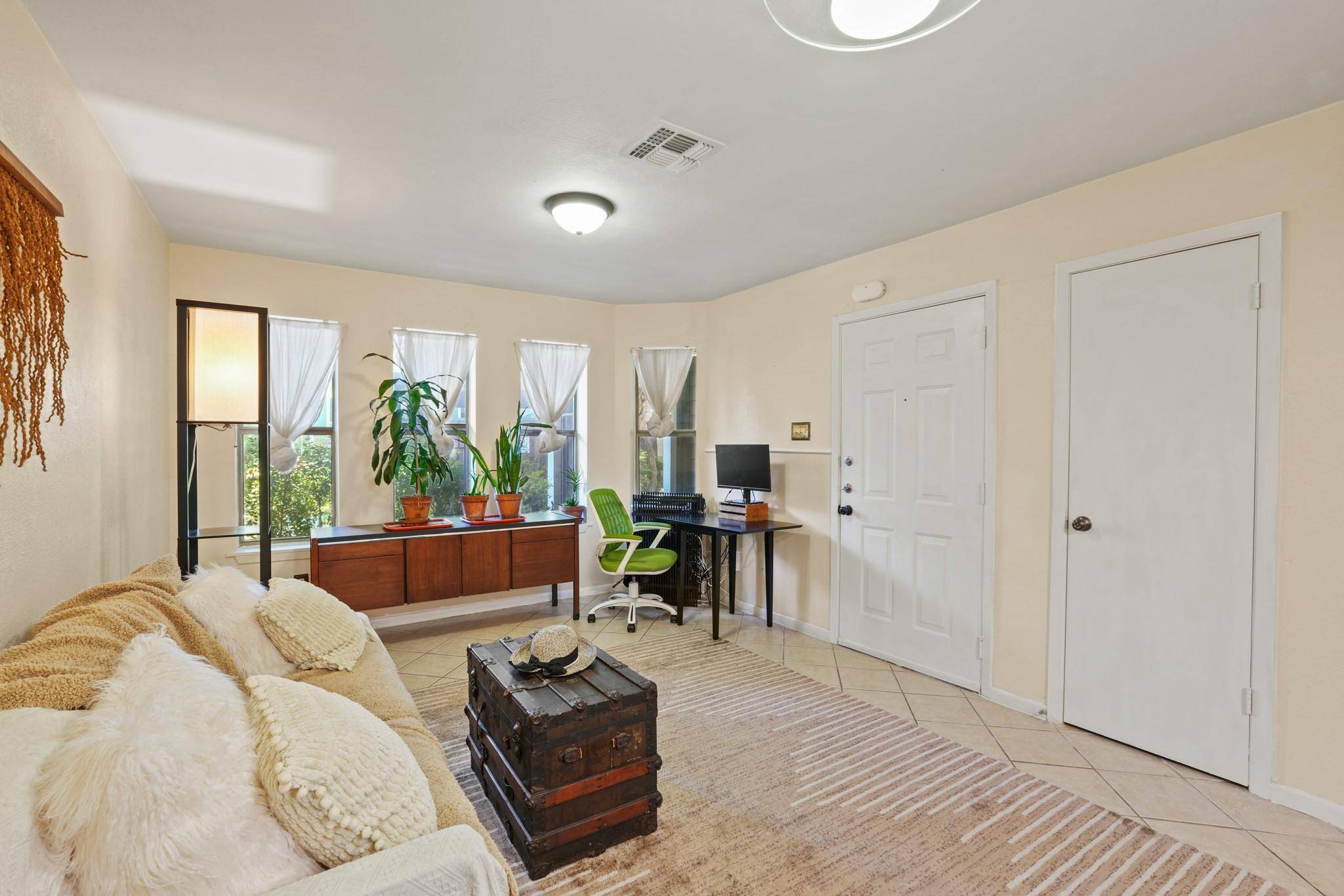 Austin, TX 78757,2104 Cullen Ave #4-119