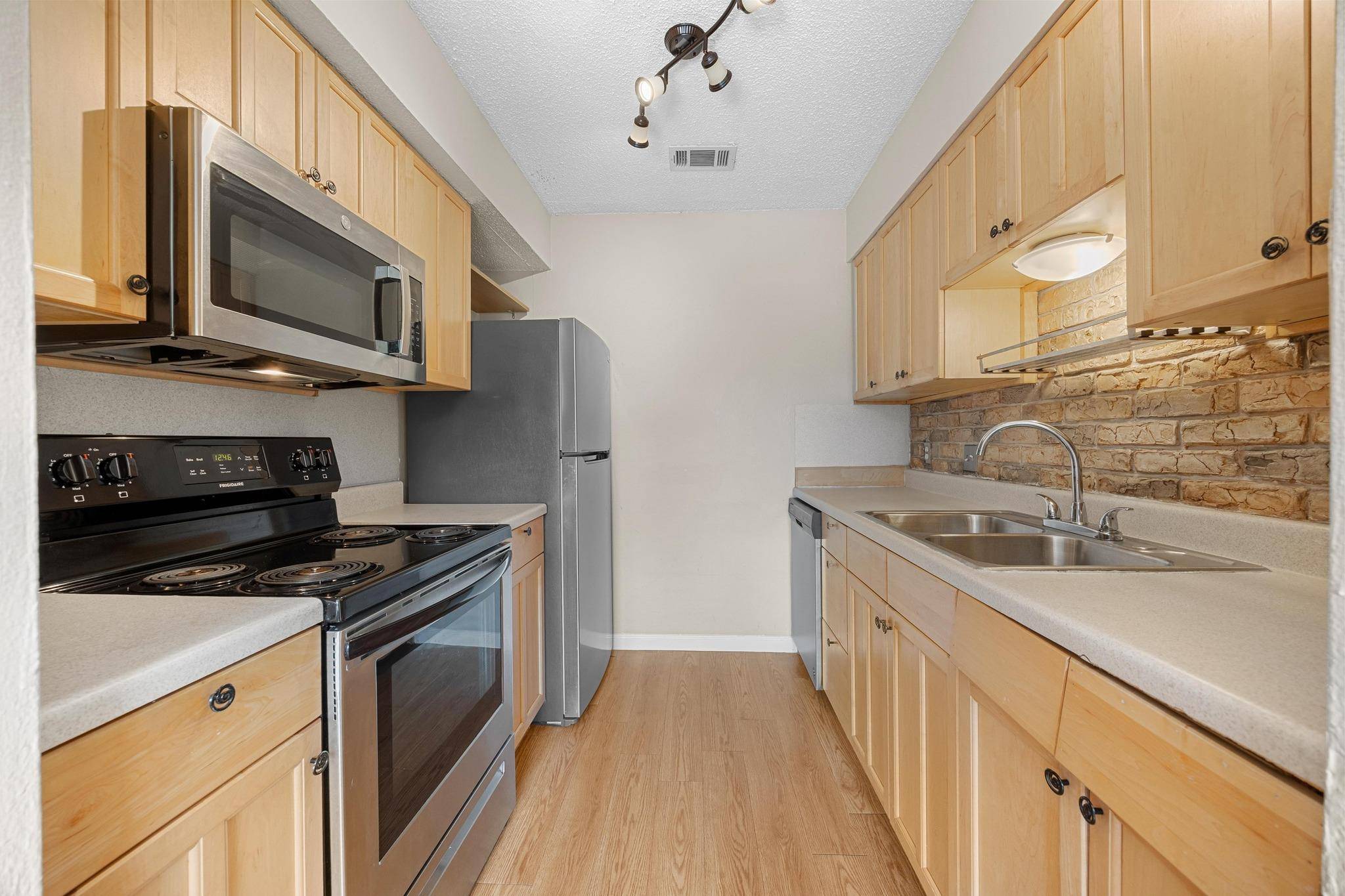 Austin, TX 78704,500 Riverside DR E #255