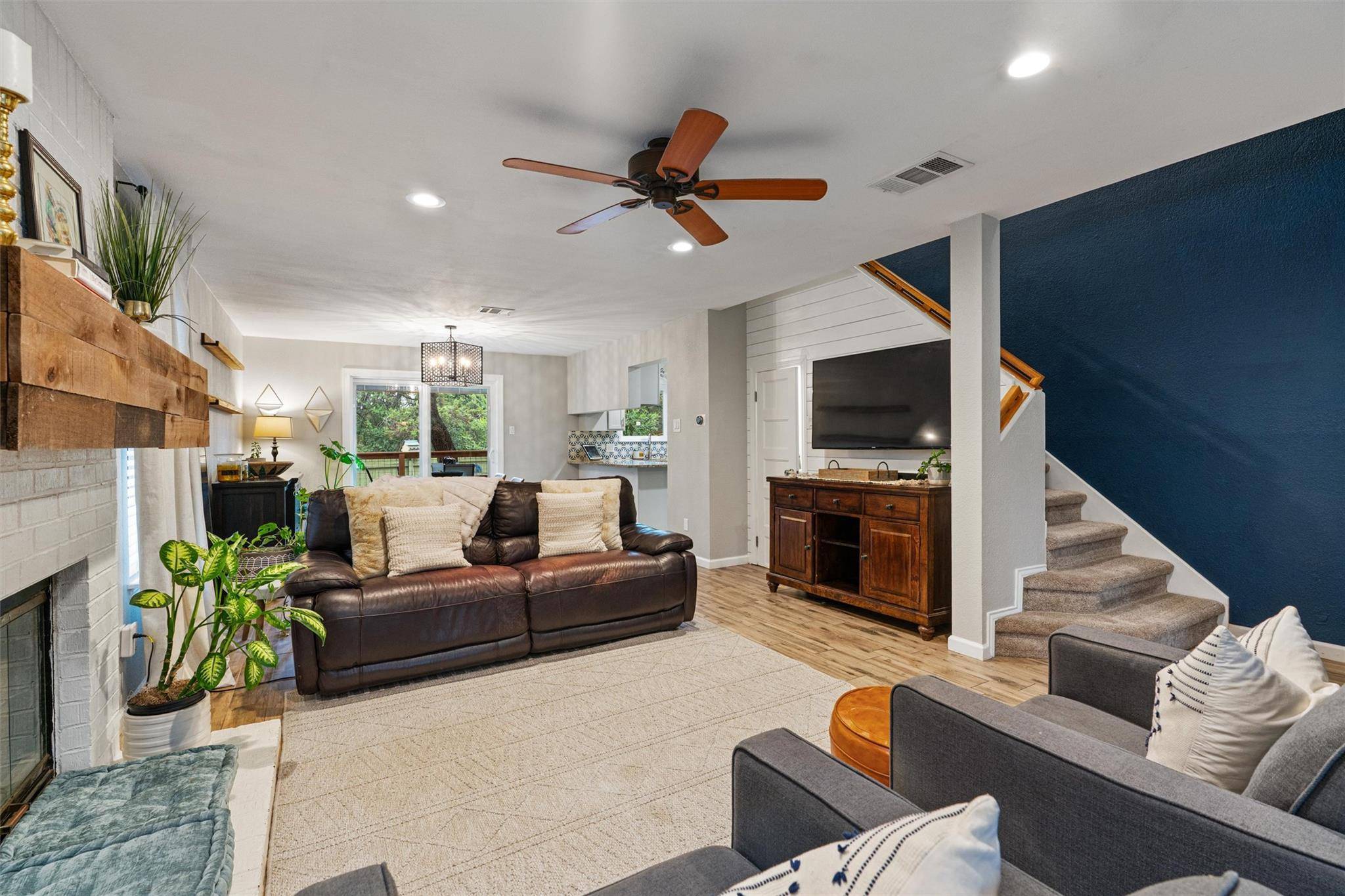 Austin, TX 78749,8913 Coastal DR