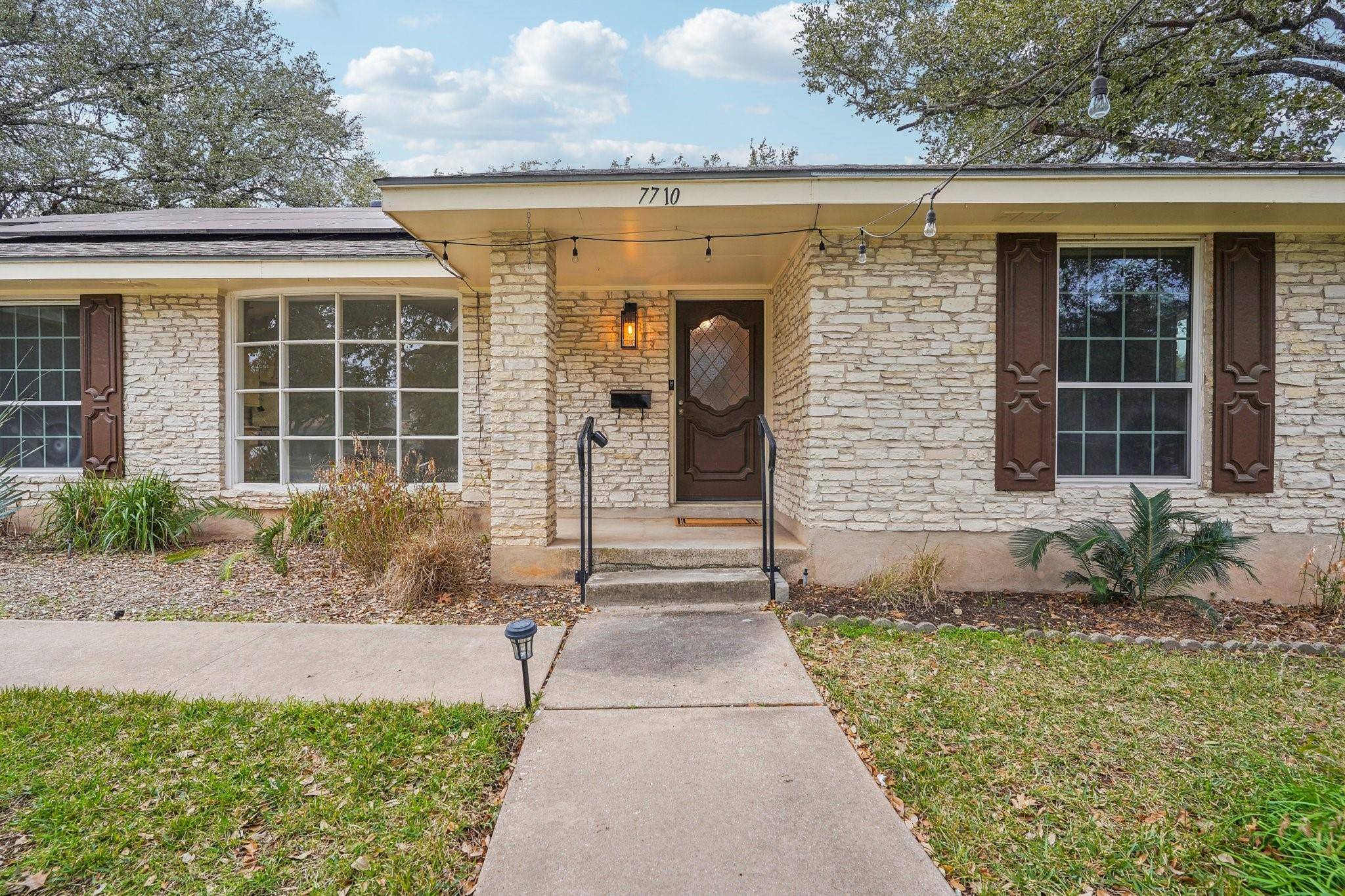 Austin, TX 78731,7710 Mesa DR