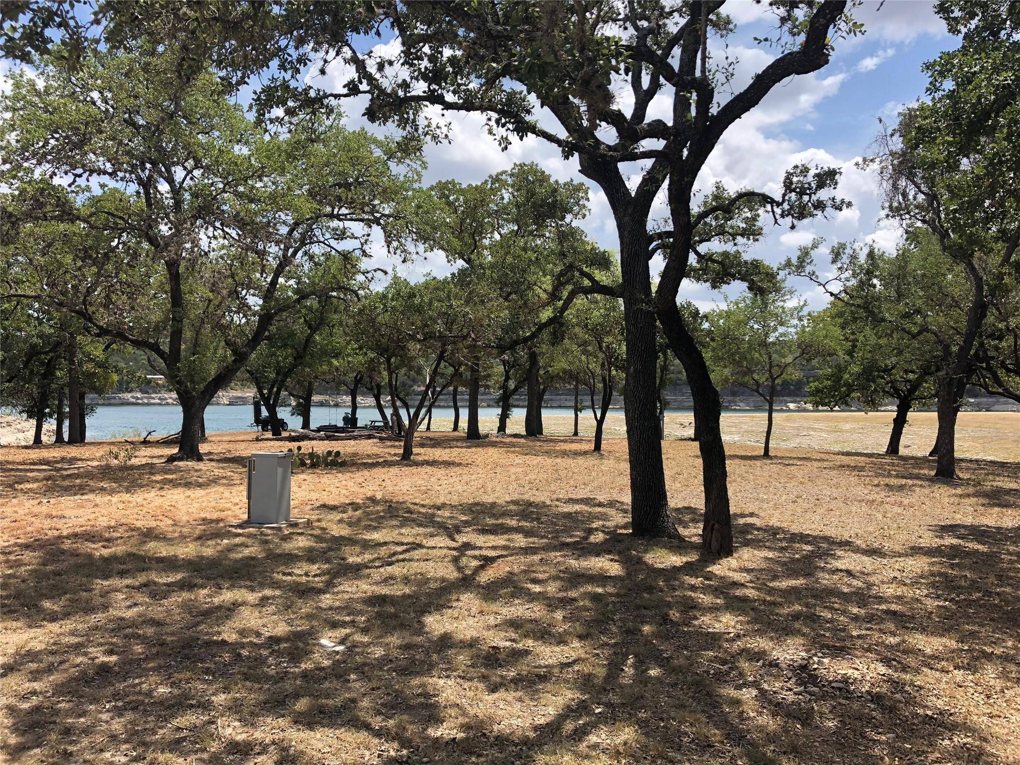 Lago Vista, TX 78645,1300 Gold LN