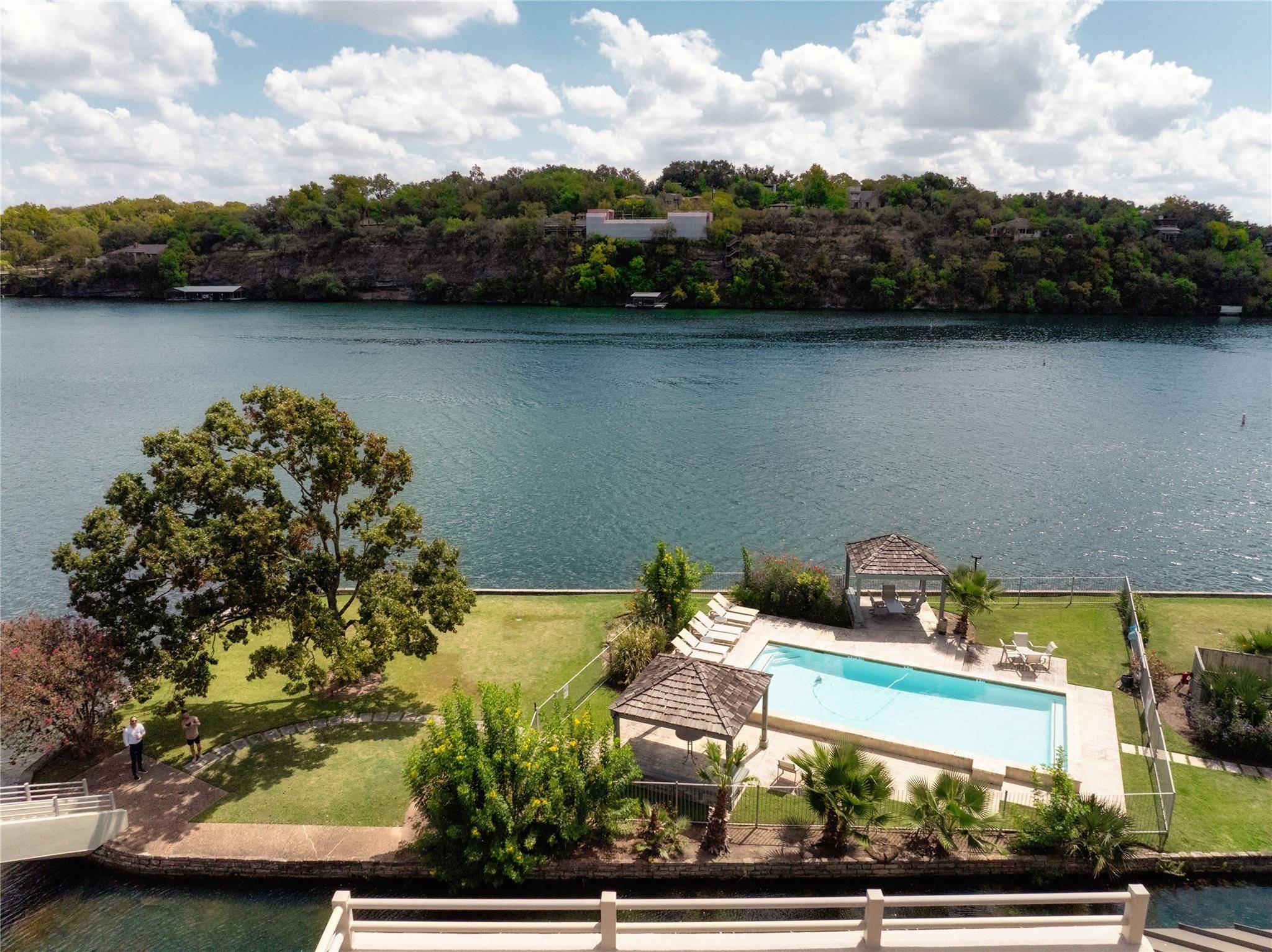 Austin, TX 78746,2329 Westlake Dr DR #4