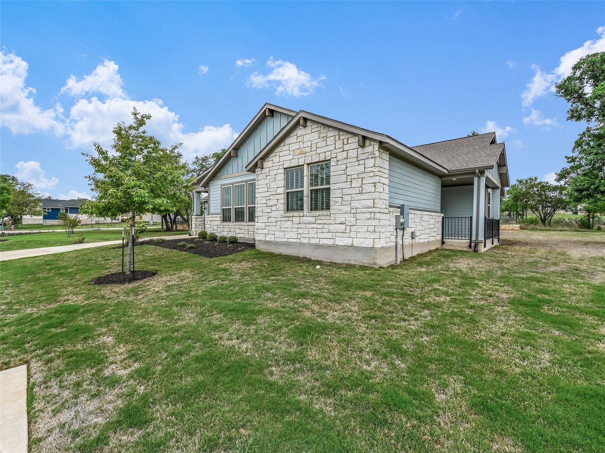 San Marcos, TX 78666,128 Charming Redbud LN