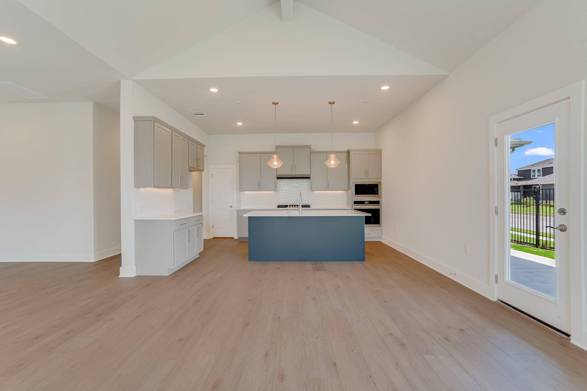 Austin, TX 78744,8504 Dongan DR