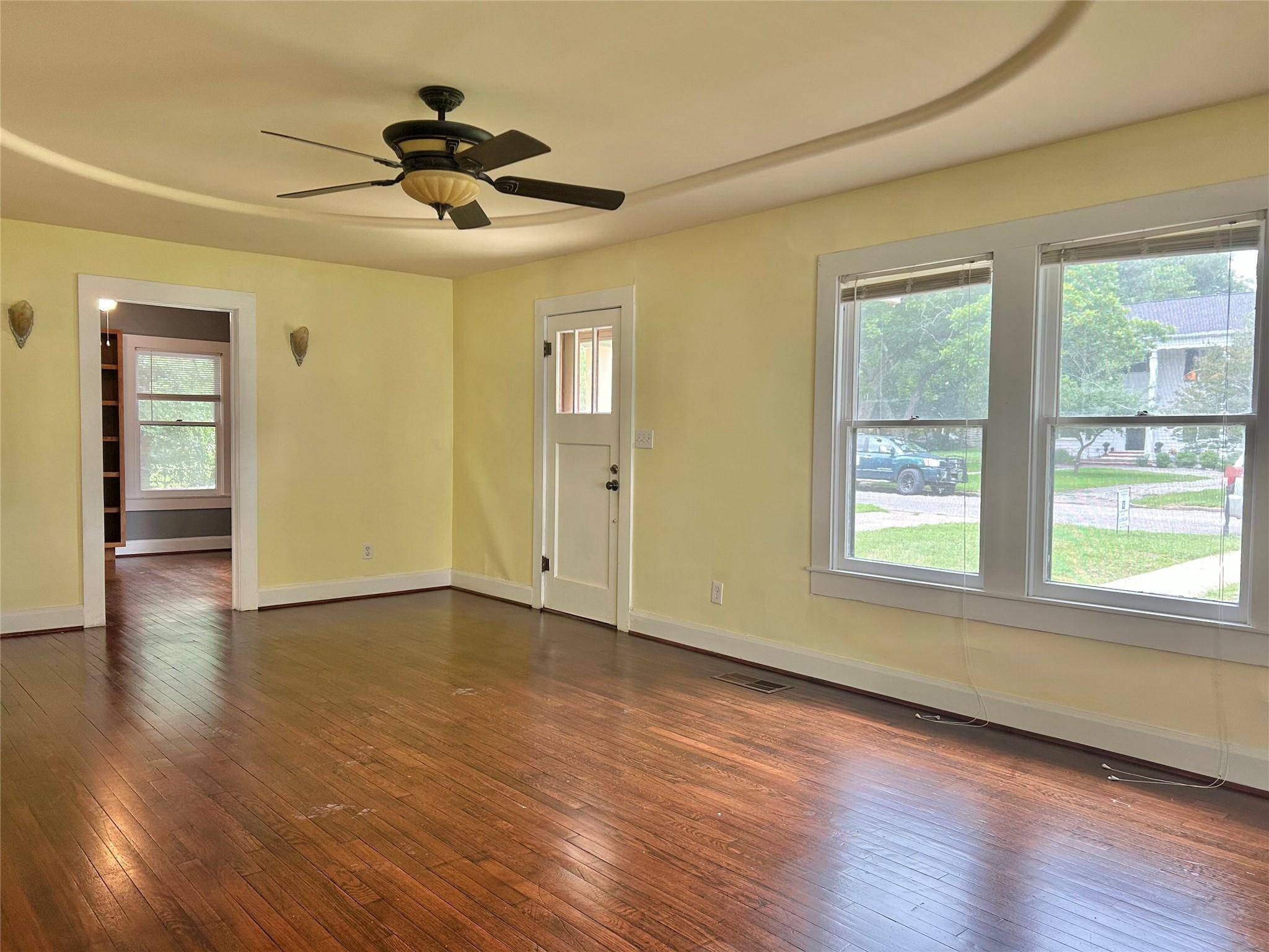 Taylor, TX 76574,1710 Lexington ST