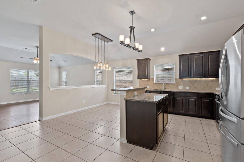Buda, TX 78610,162 Snow Owl HOLW