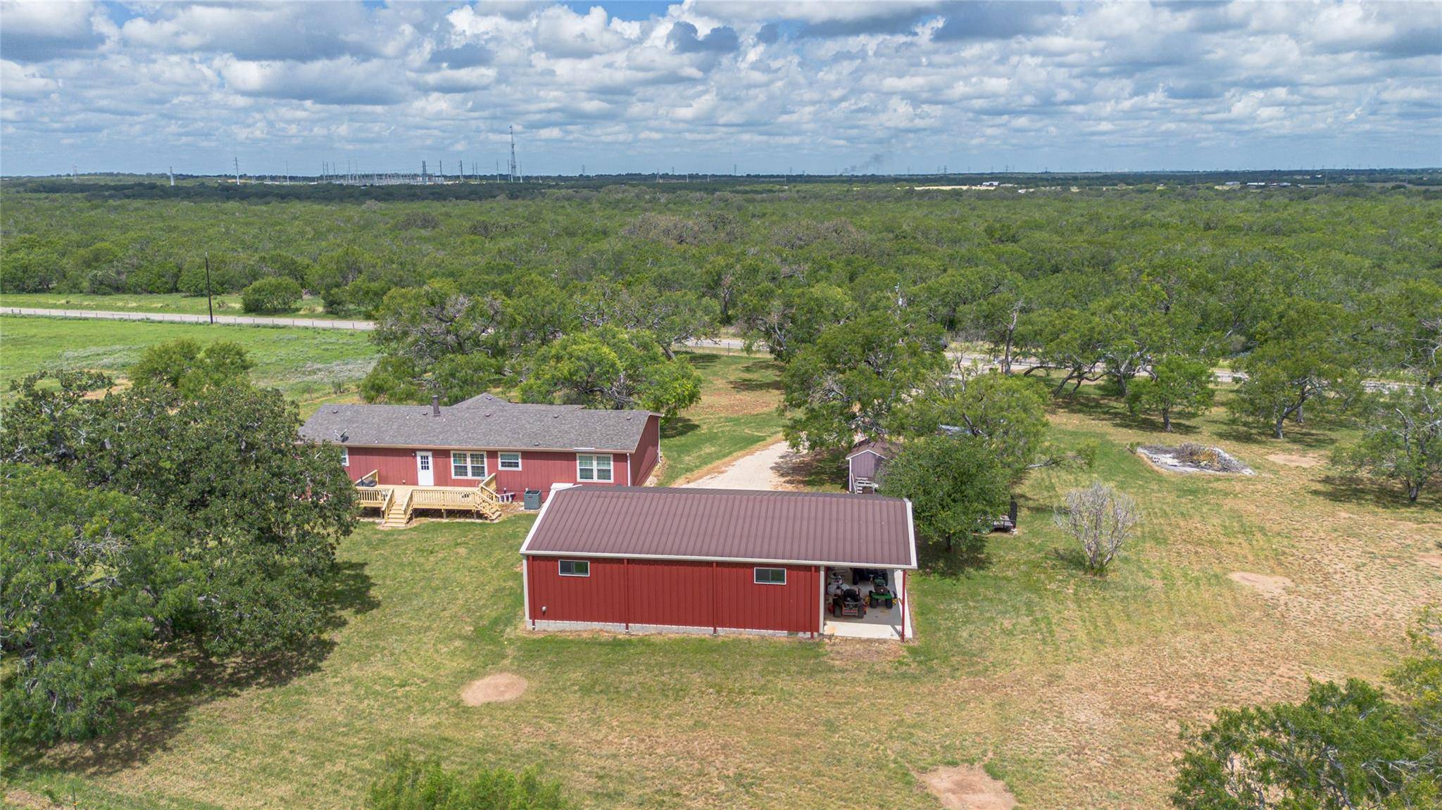Seguin, TX 78155,205 Good Luck RD