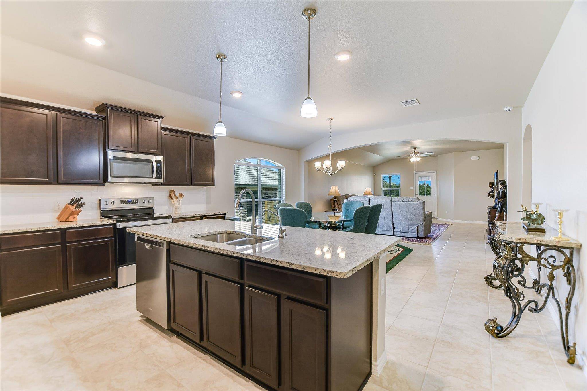 Belton, TX 76513,6242 Matagorda RD